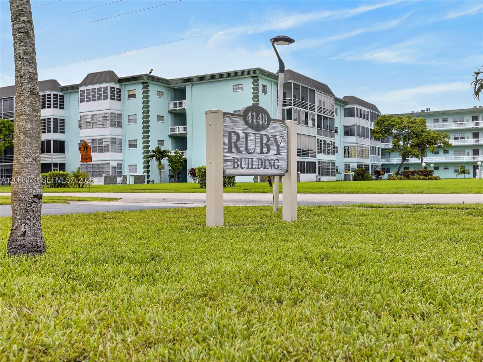 4140 NW 44th Ave # 408