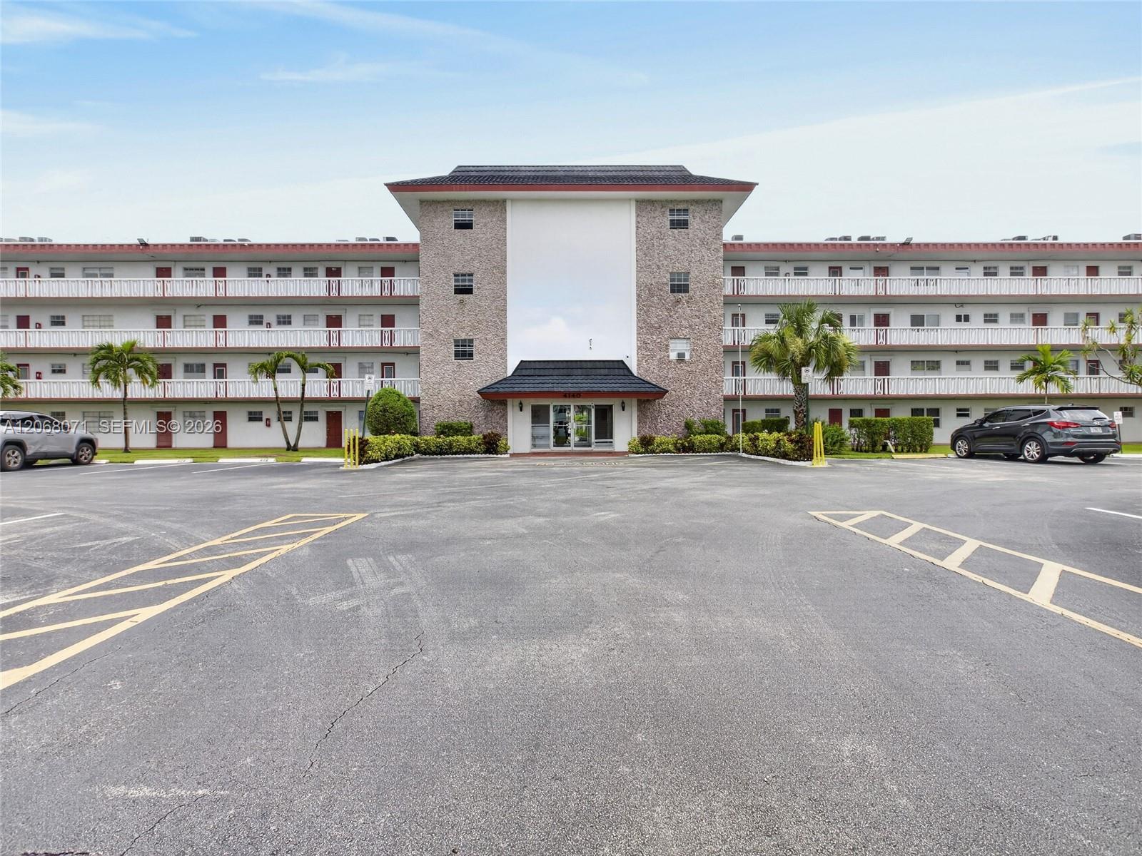 4140 NW 44th Ave # 408