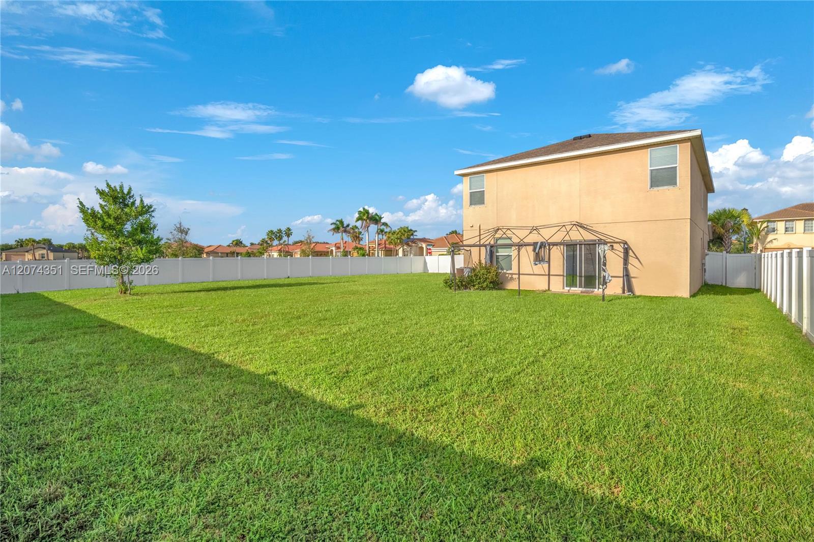 831 Bent Creek Dr