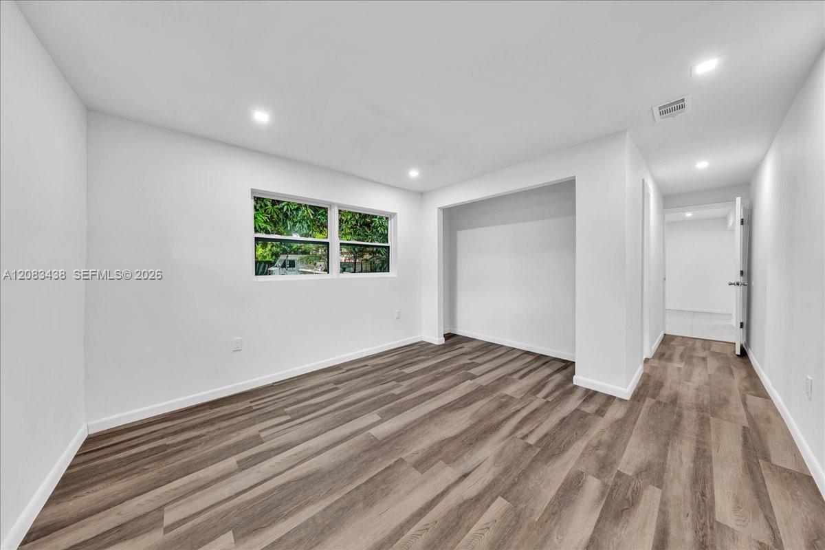 535 NW 23rd Ave