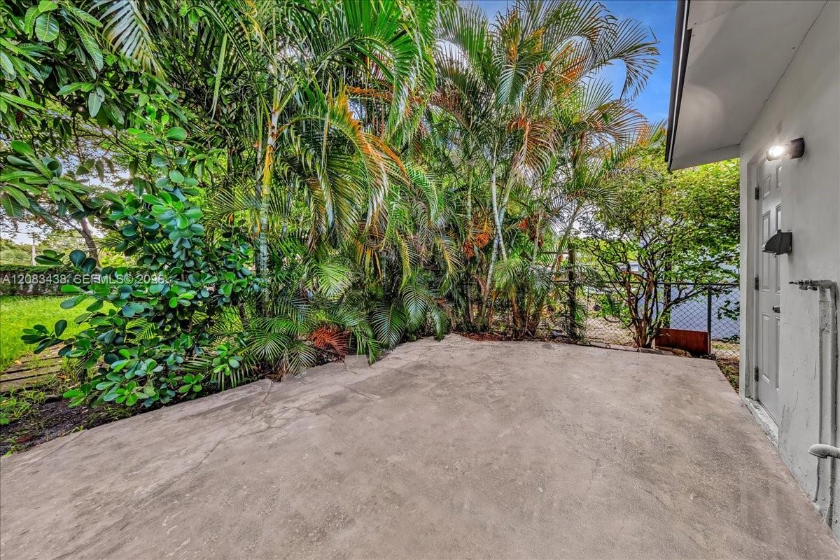 535 NW 23rd Ave