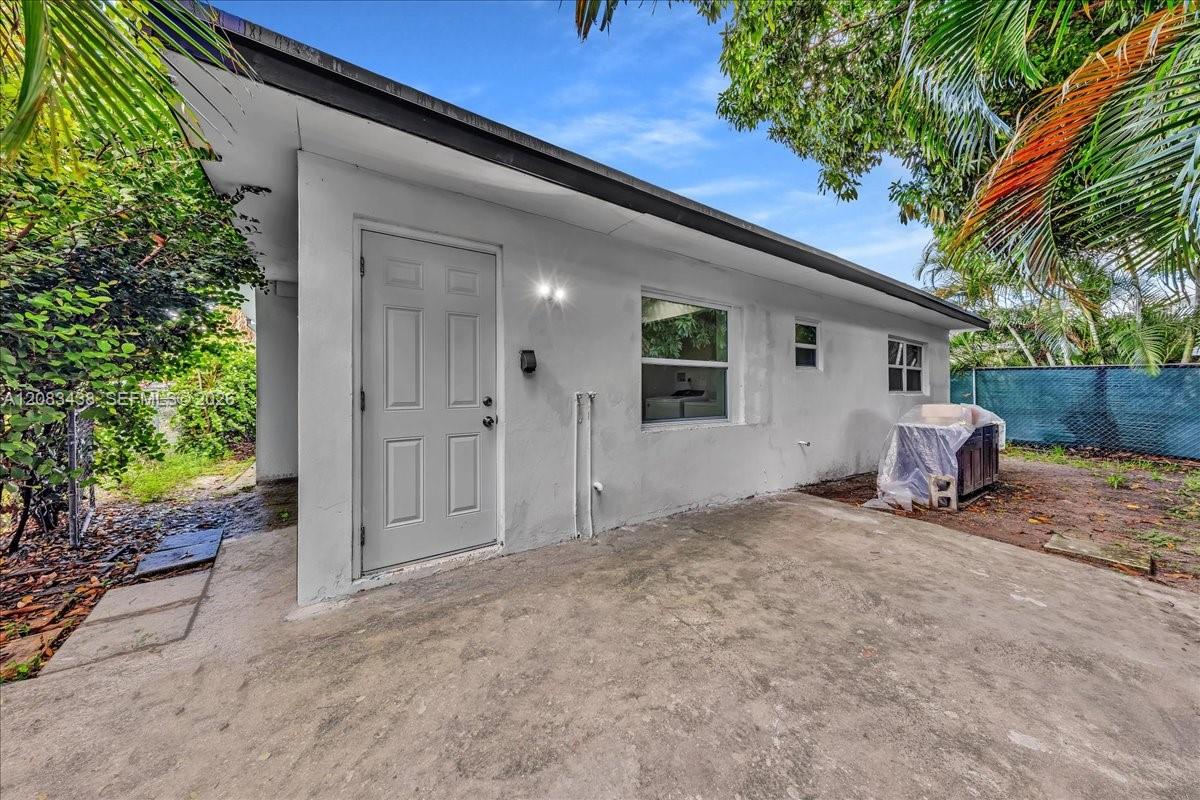 535 NW 23rd Ave