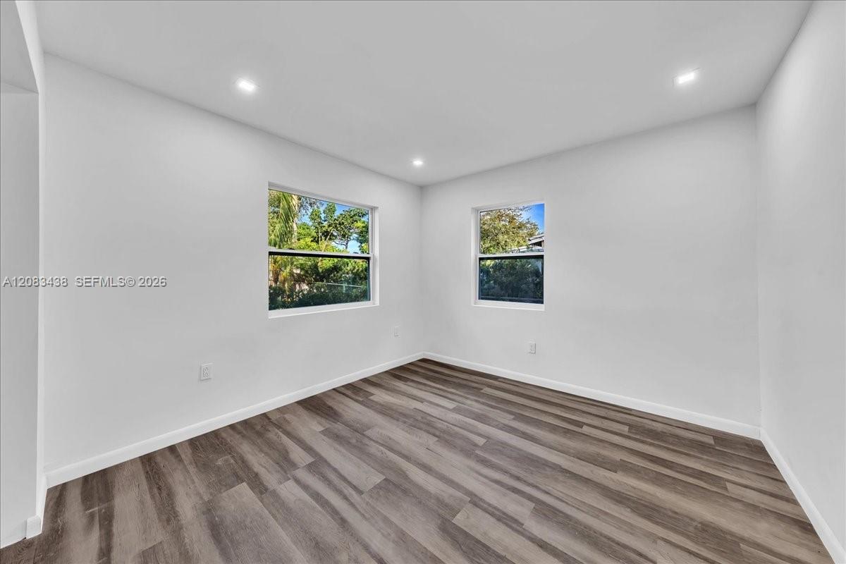 535 NW 23rd Ave