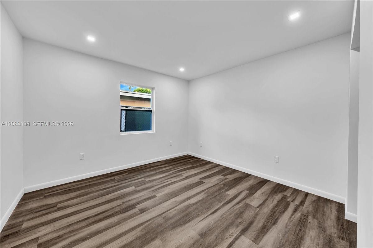 535 NW 23rd Ave