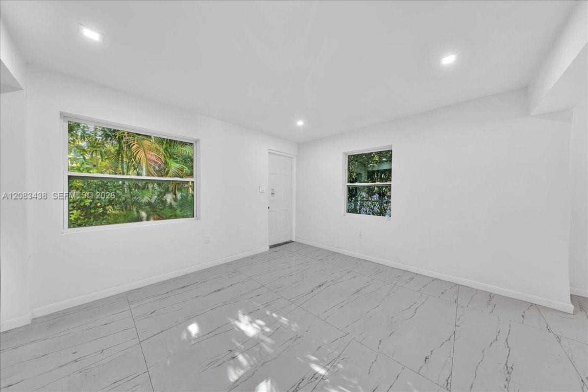 535 NW 23rd Ave