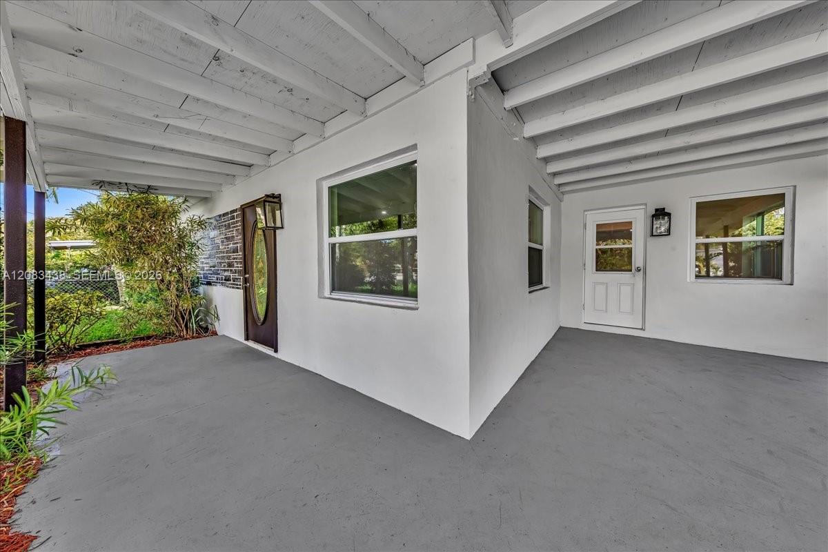 535 NW 23rd Ave