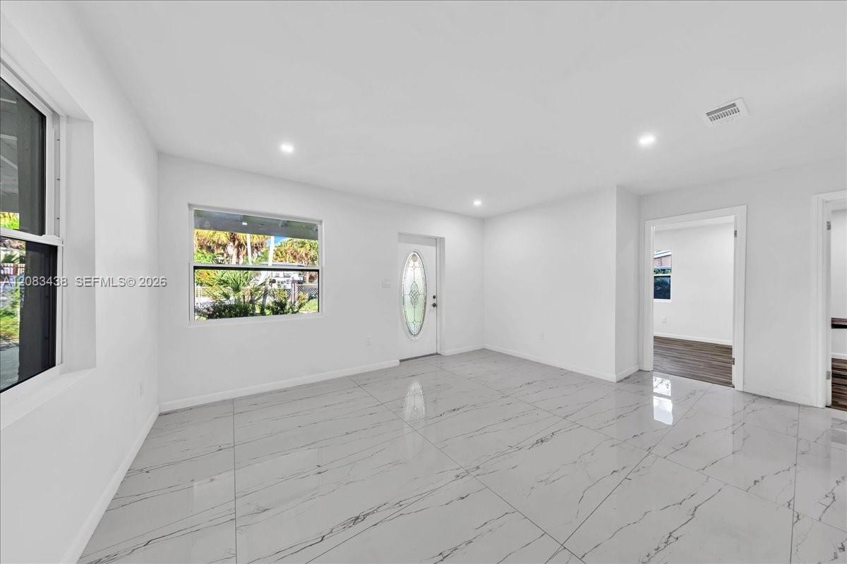 535 NW 23rd Ave