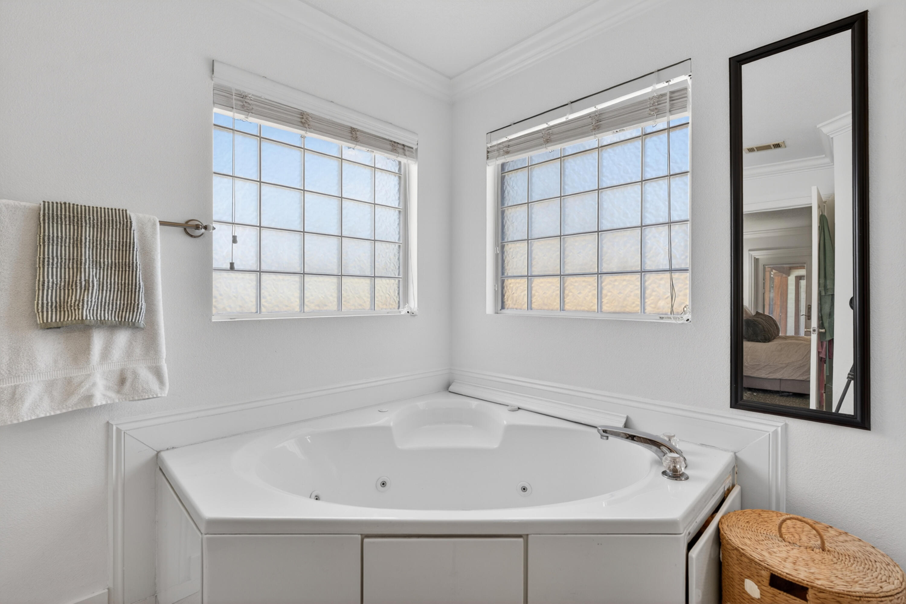 209 Santa Barbara Avenue