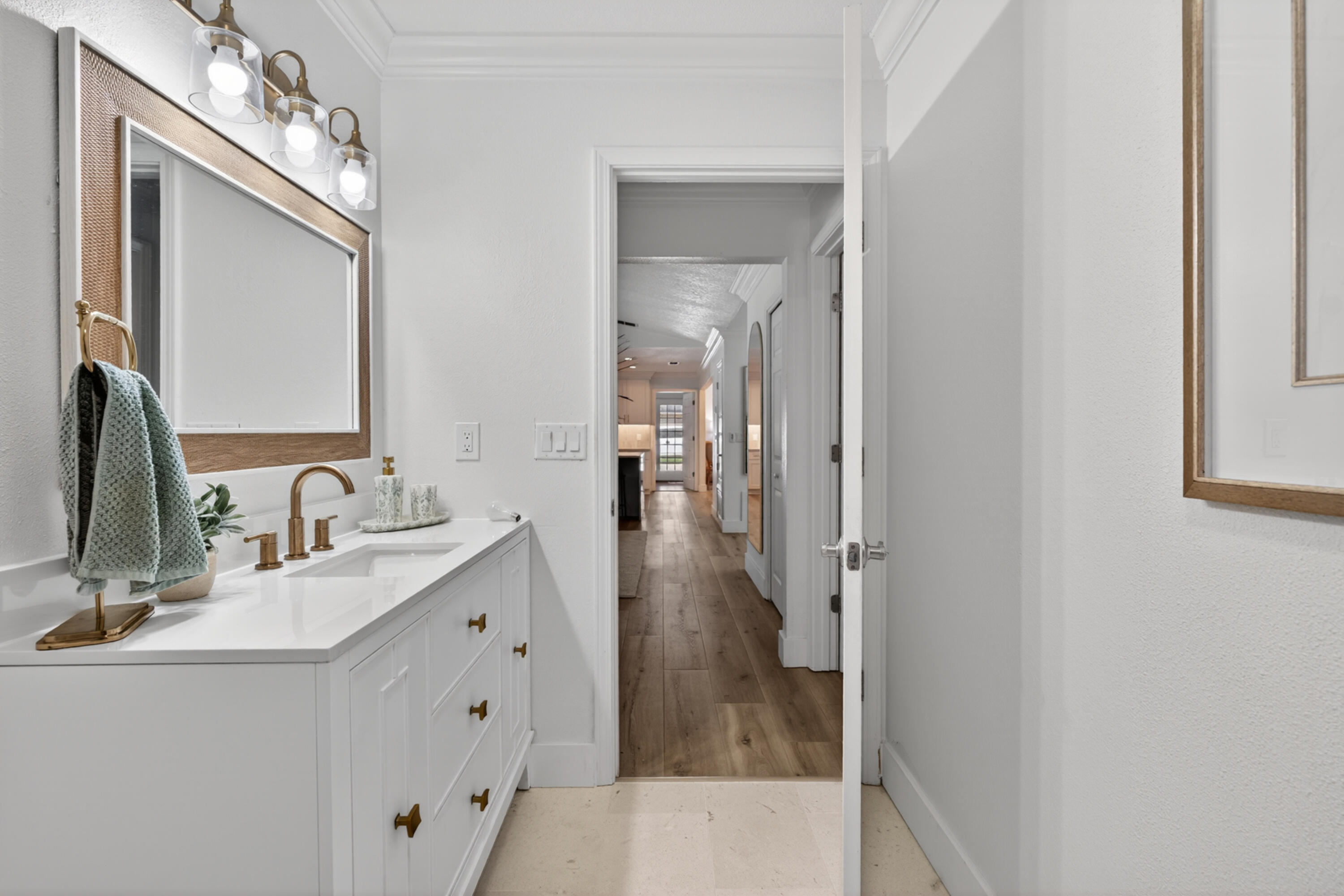 209 Santa Barbara Avenue