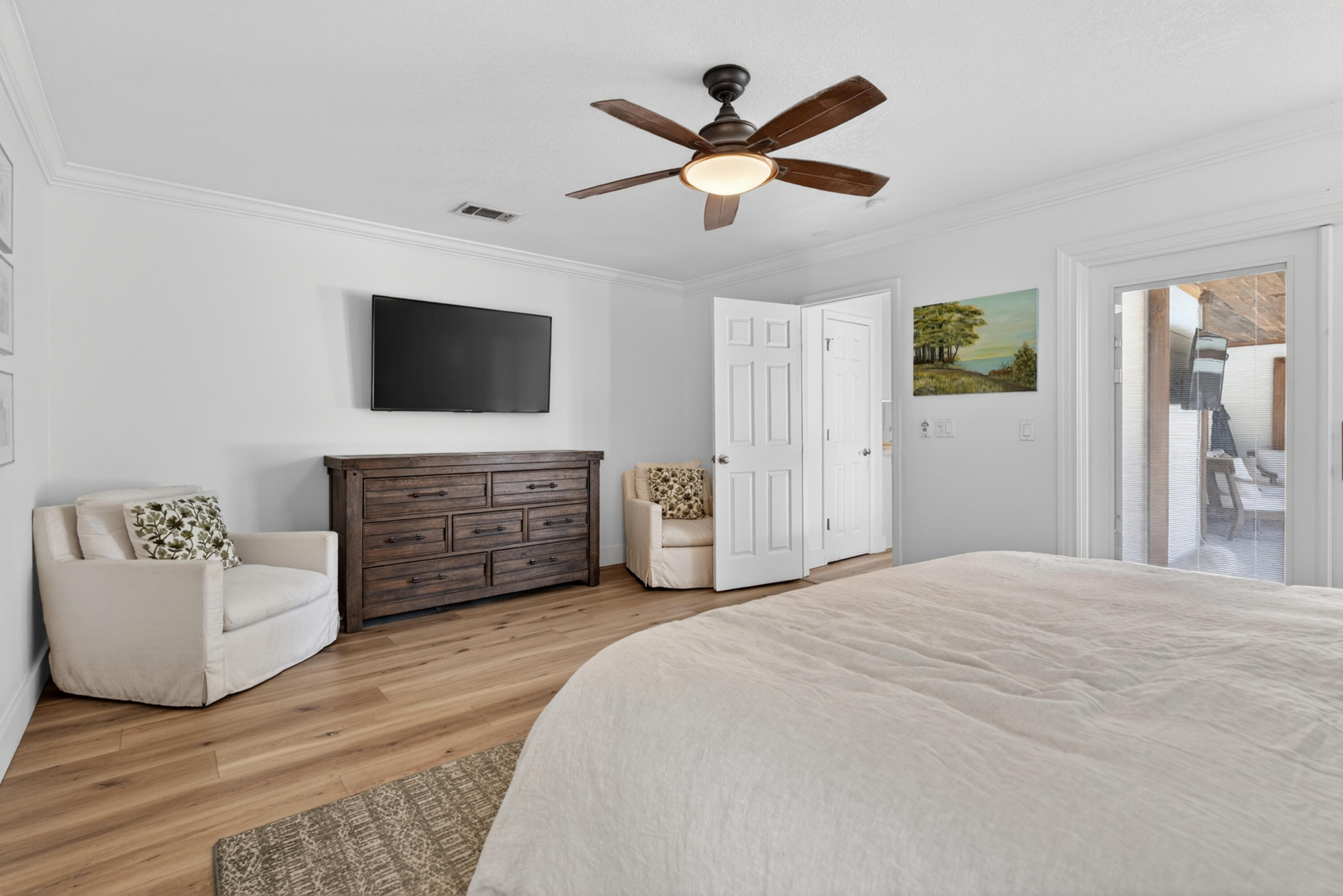 209 Santa Barbara Avenue