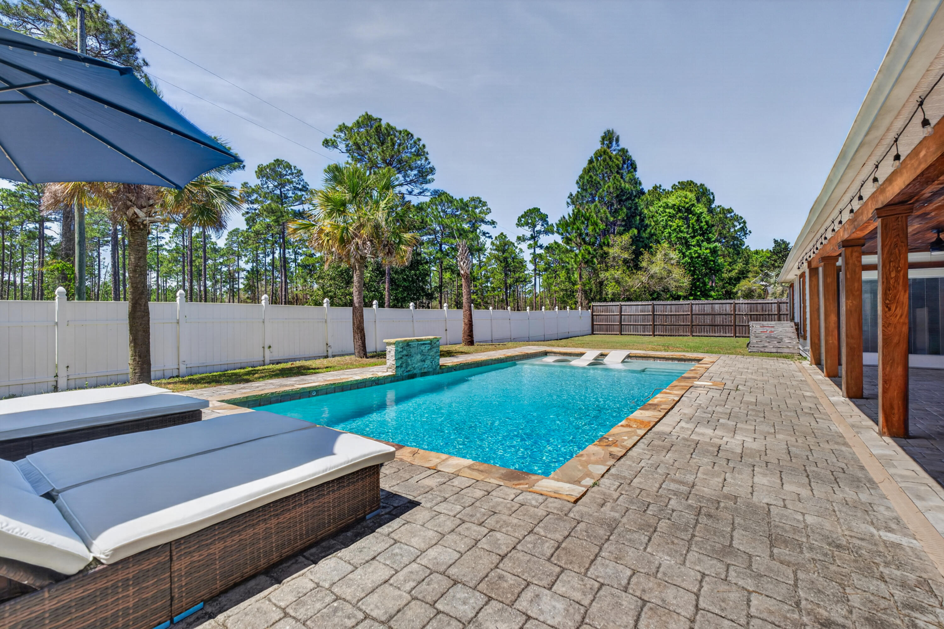 209 Santa Barbara Avenue