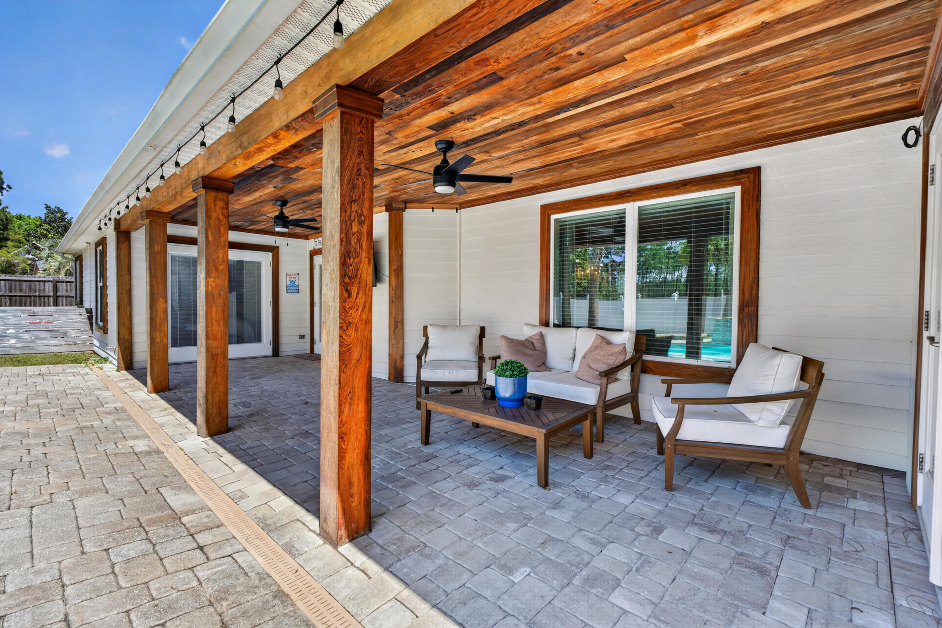 209 Santa Barbara Avenue