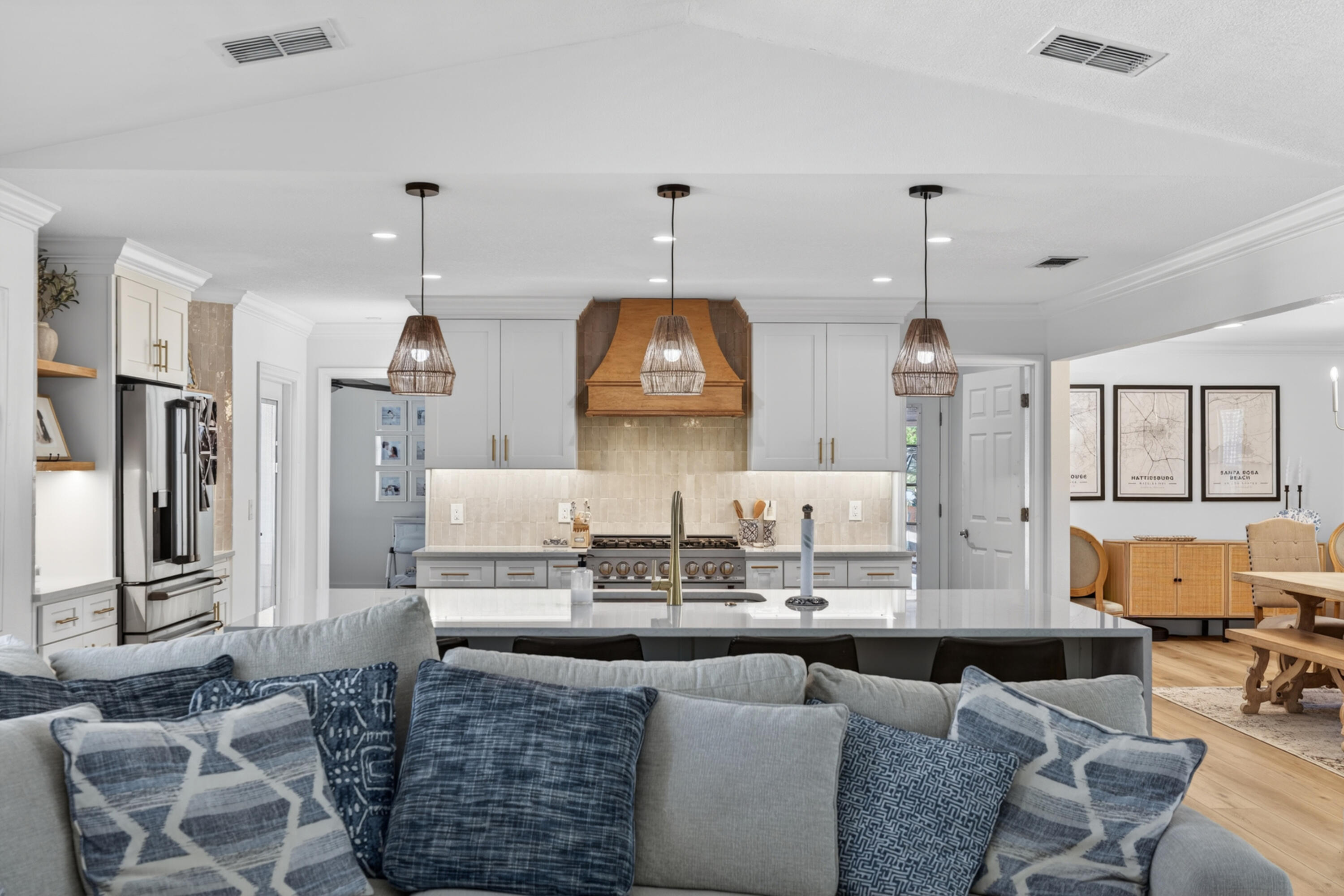 209 Santa Barbara Avenue