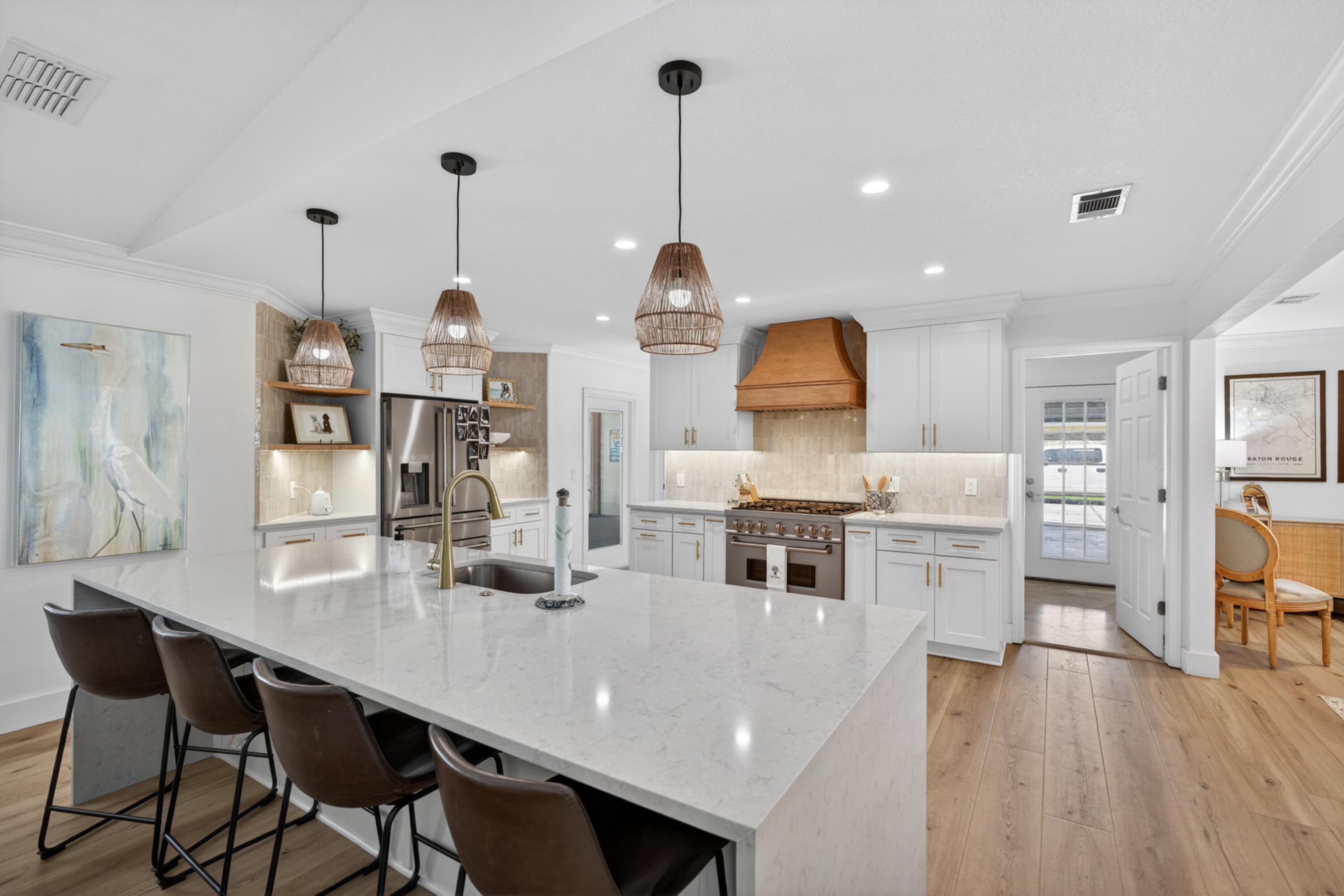 209 Santa Barbara Avenue