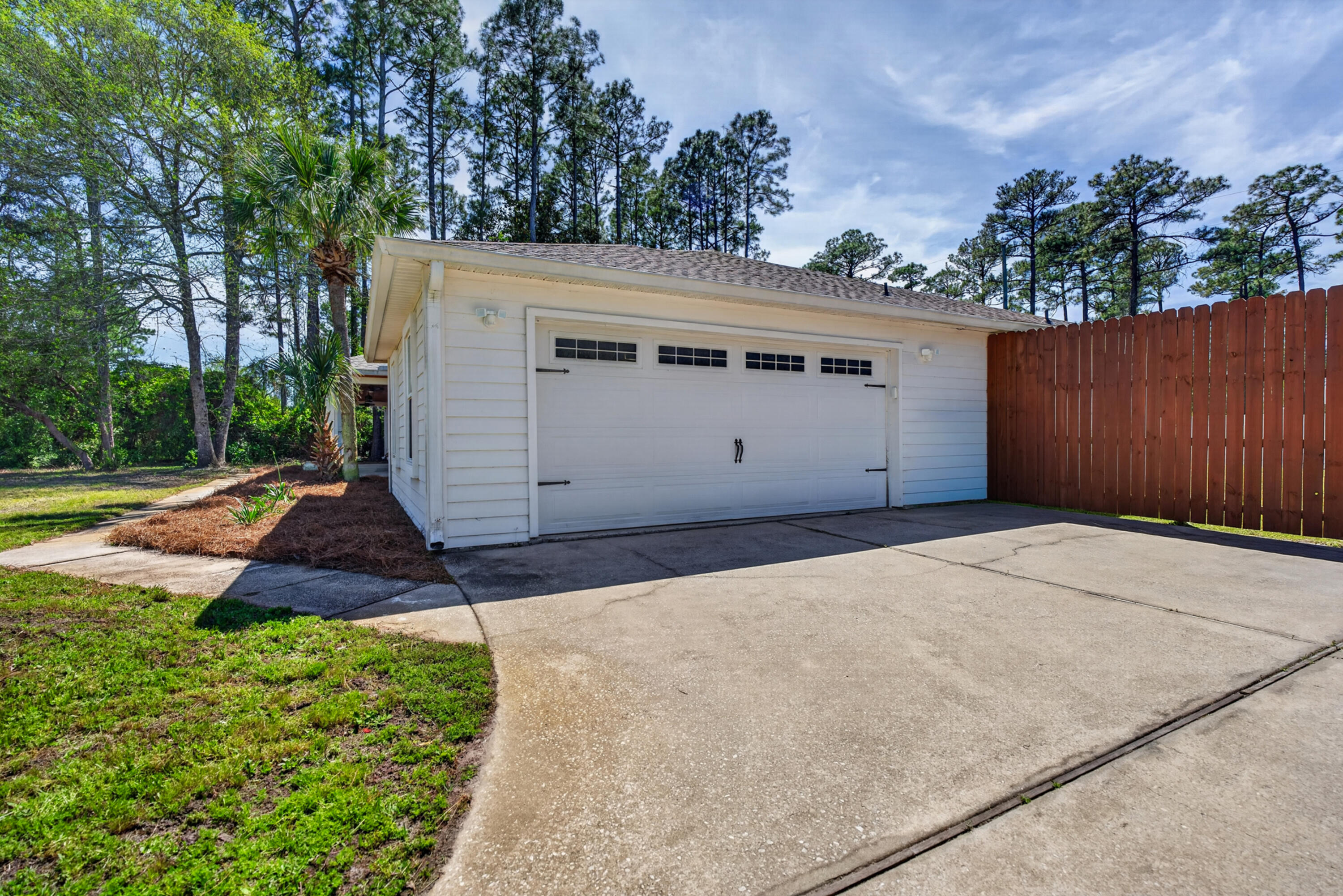 209 Santa Barbara Avenue