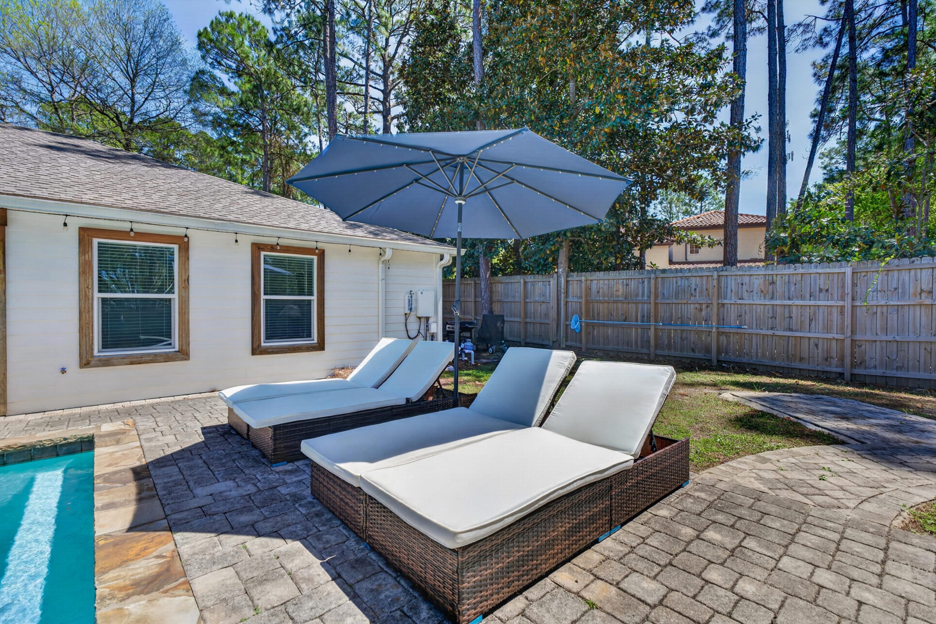 209 Santa Barbara Avenue