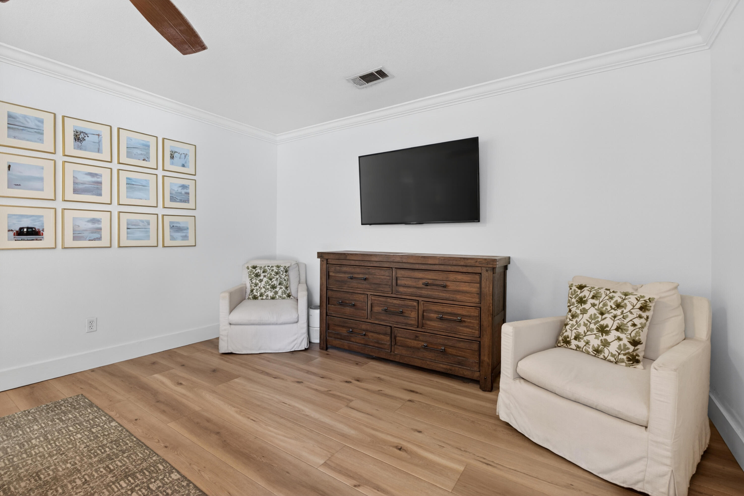 209 Santa Barbara Avenue