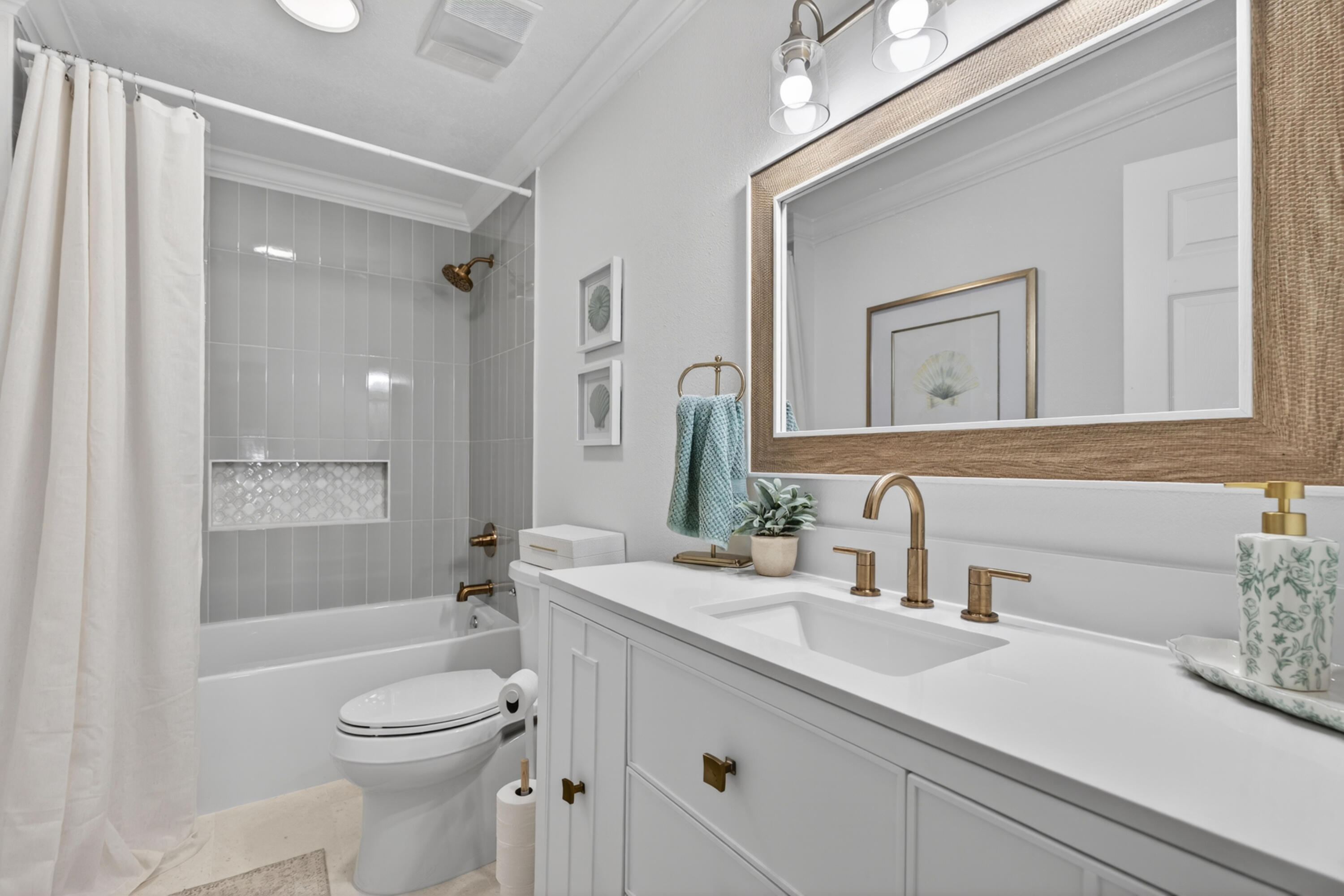 209 Santa Barbara Avenue