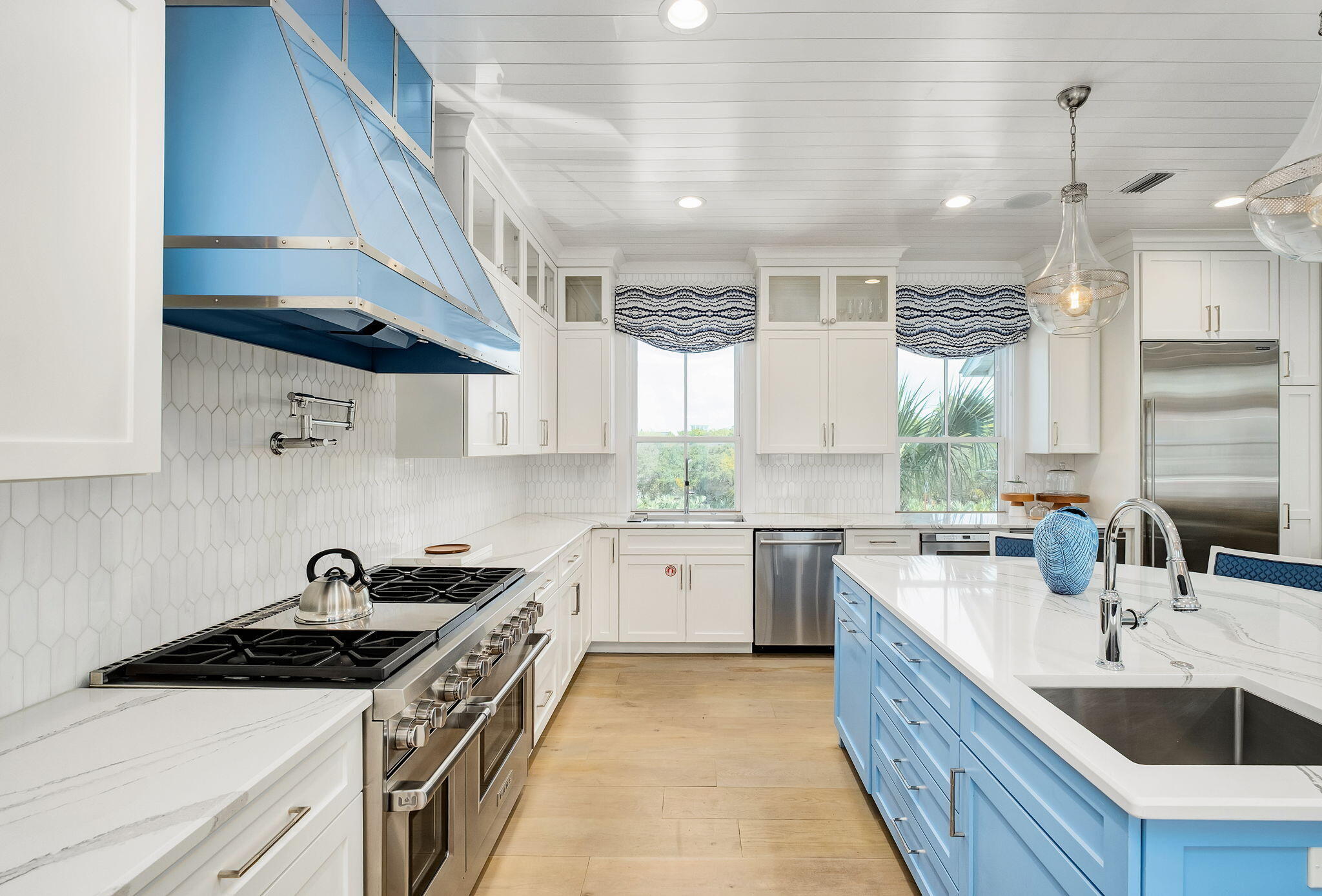 1942 E County Highway 30A