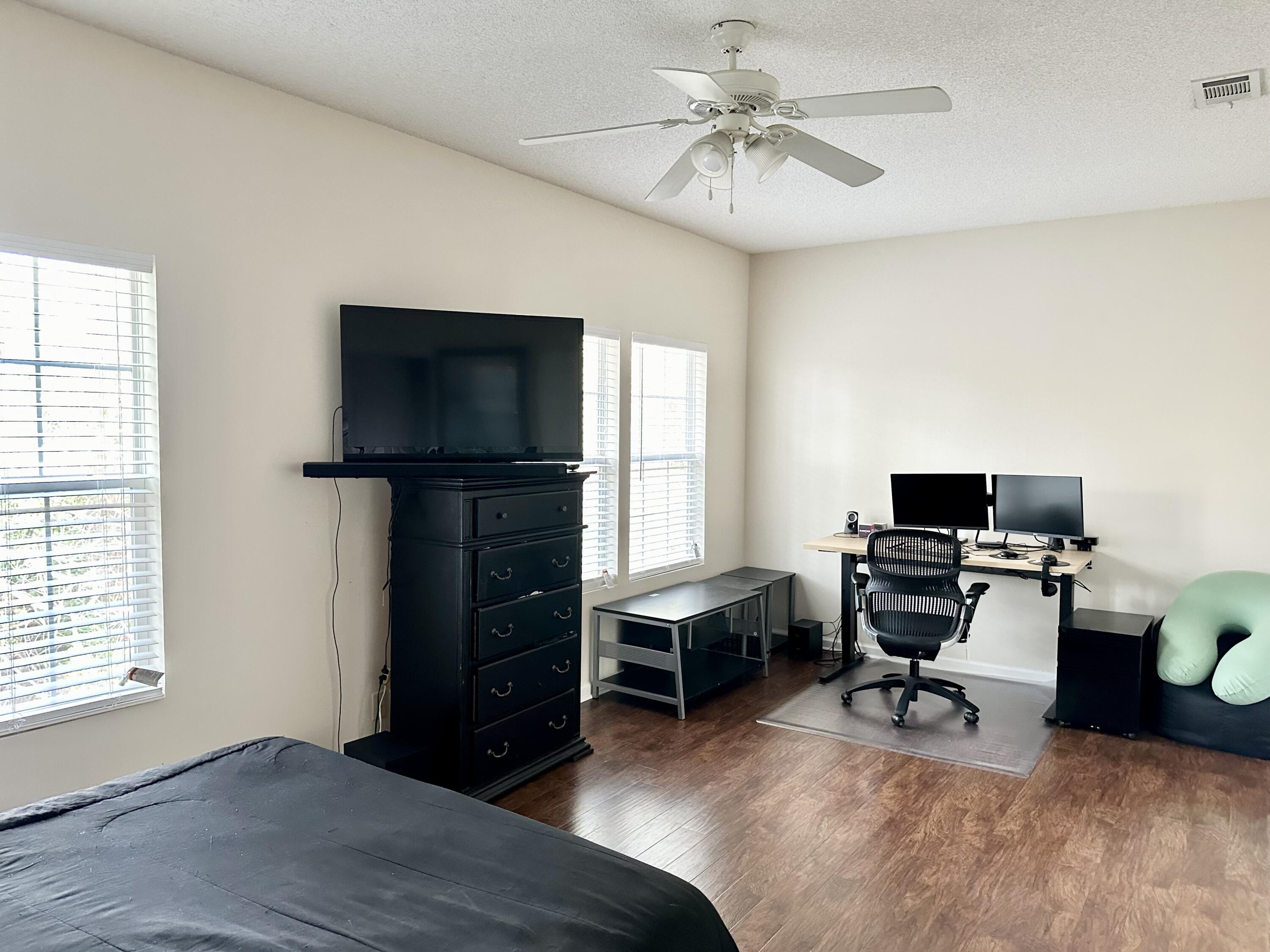 732 E Mack Bayou Drive APT 2