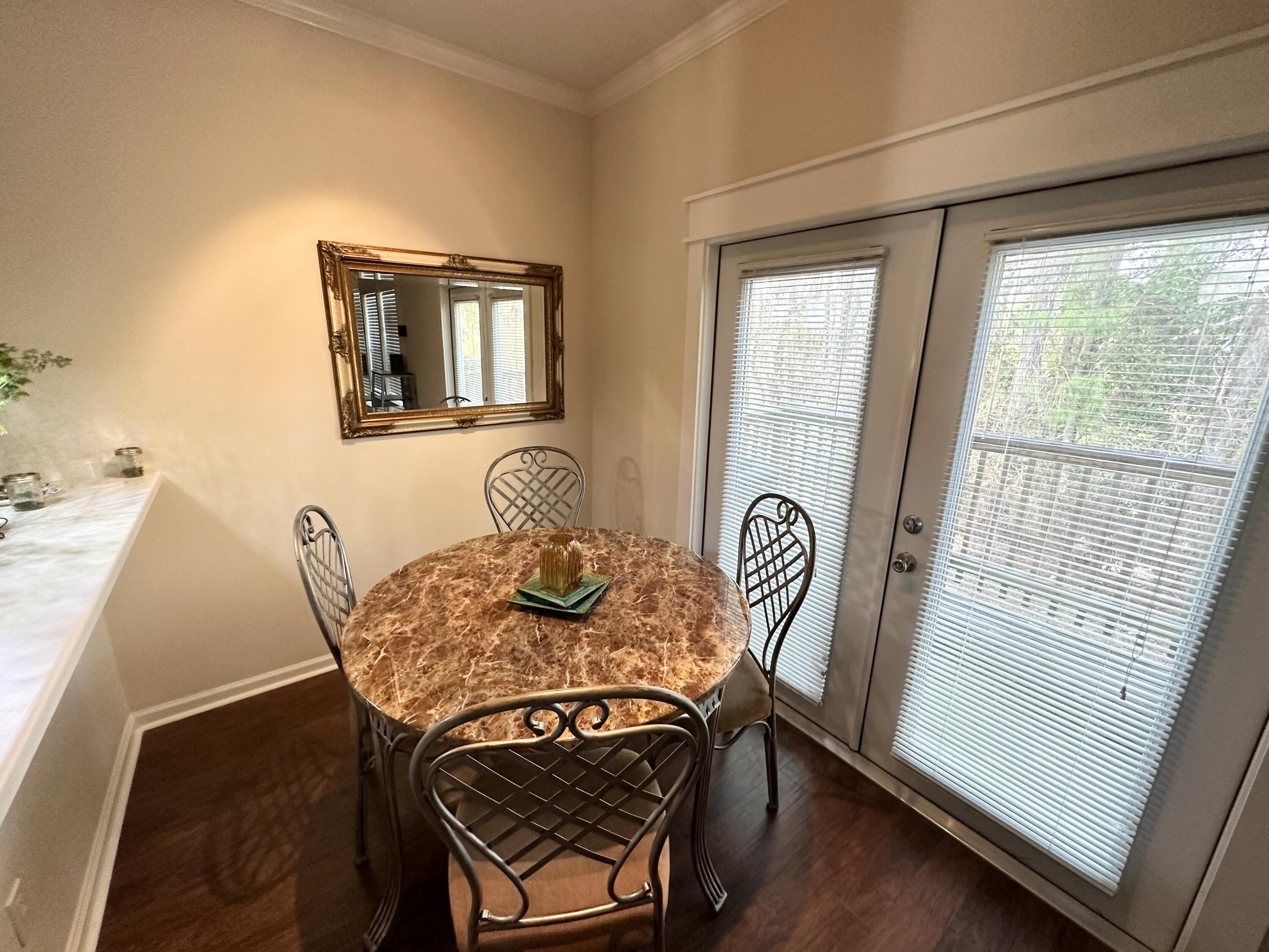 732 E Mack Bayou Drive APT 2