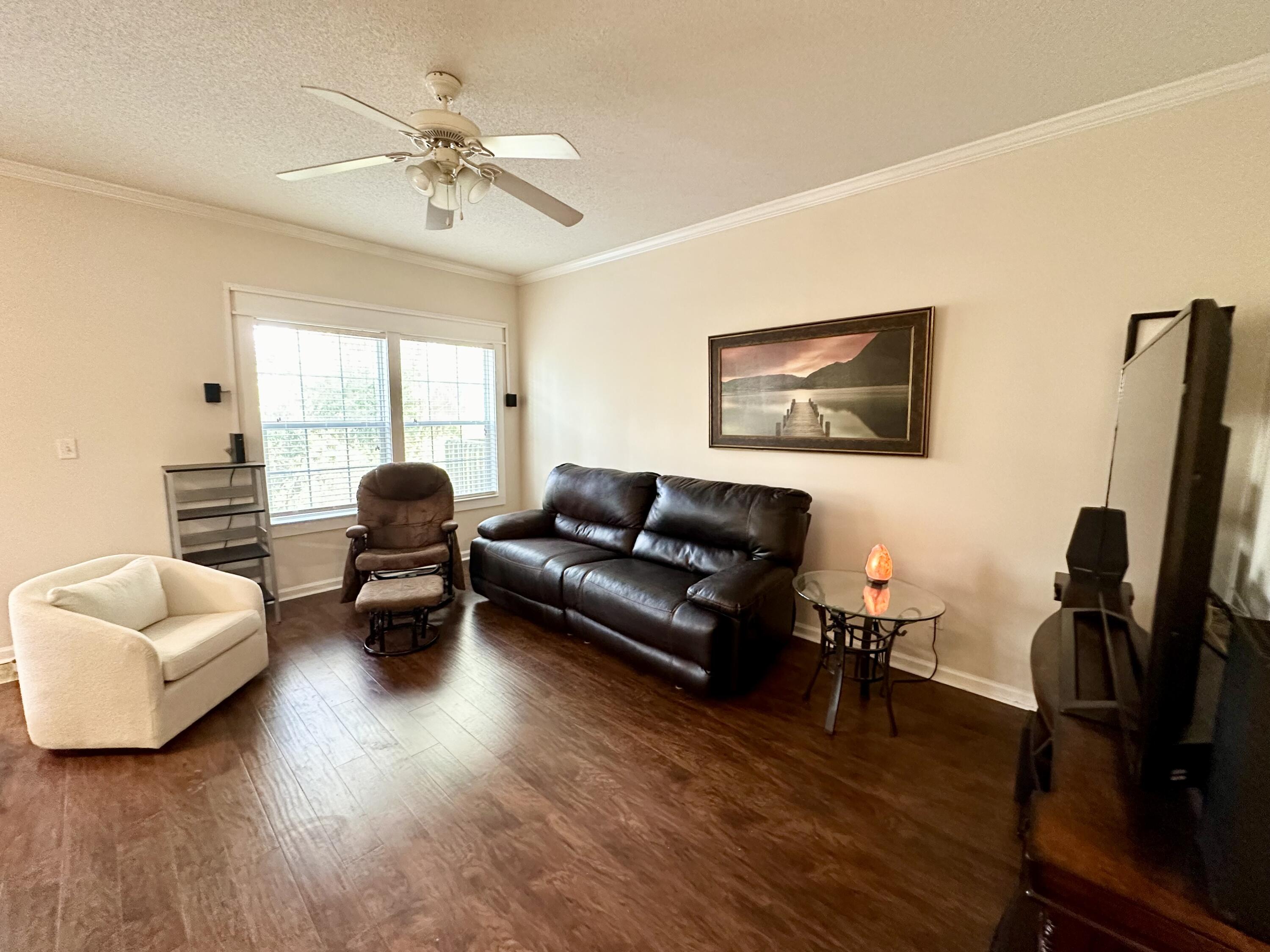 732 E Mack Bayou Drive APT 2
