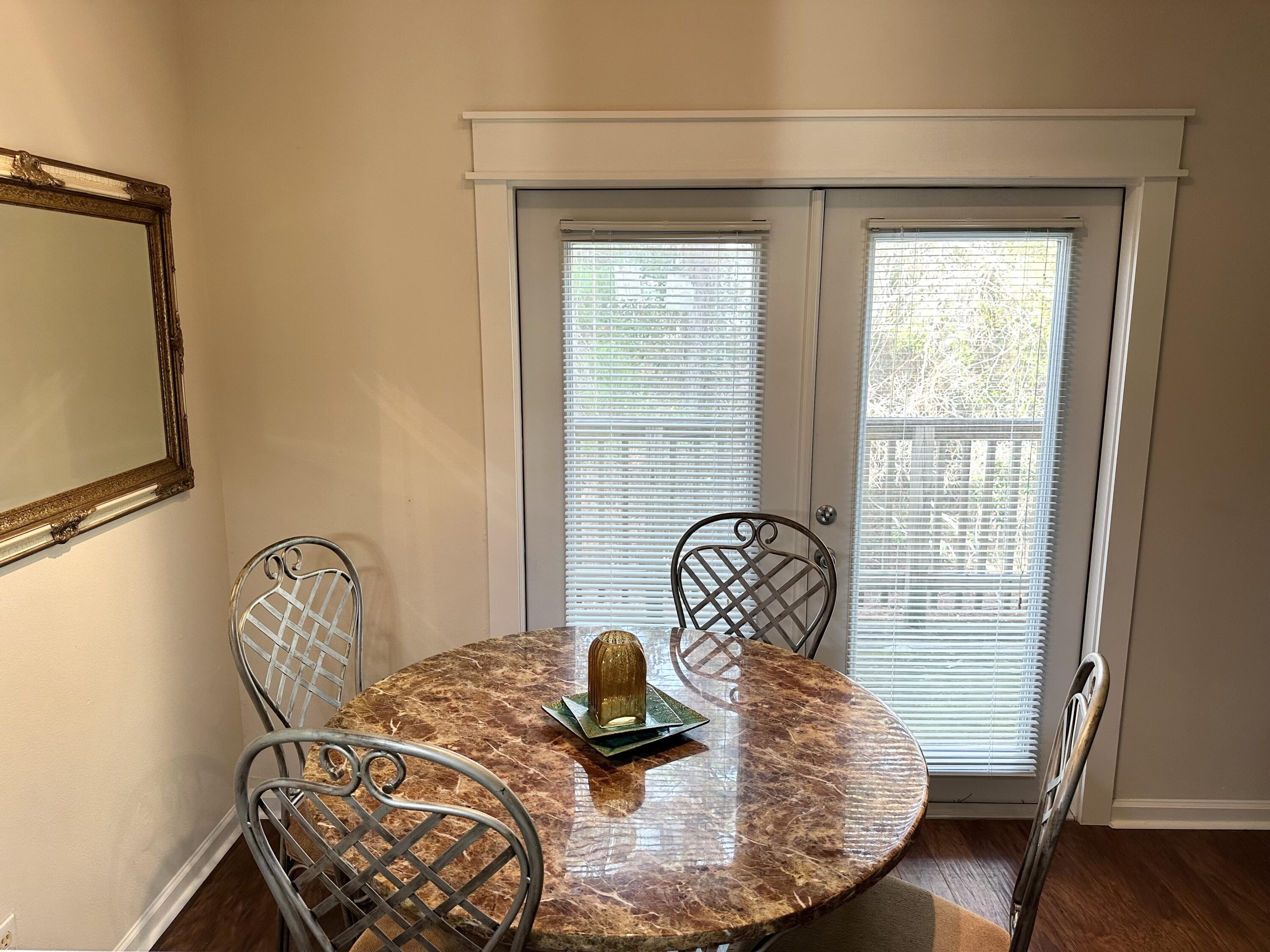 732 E Mack Bayou Drive APT 2