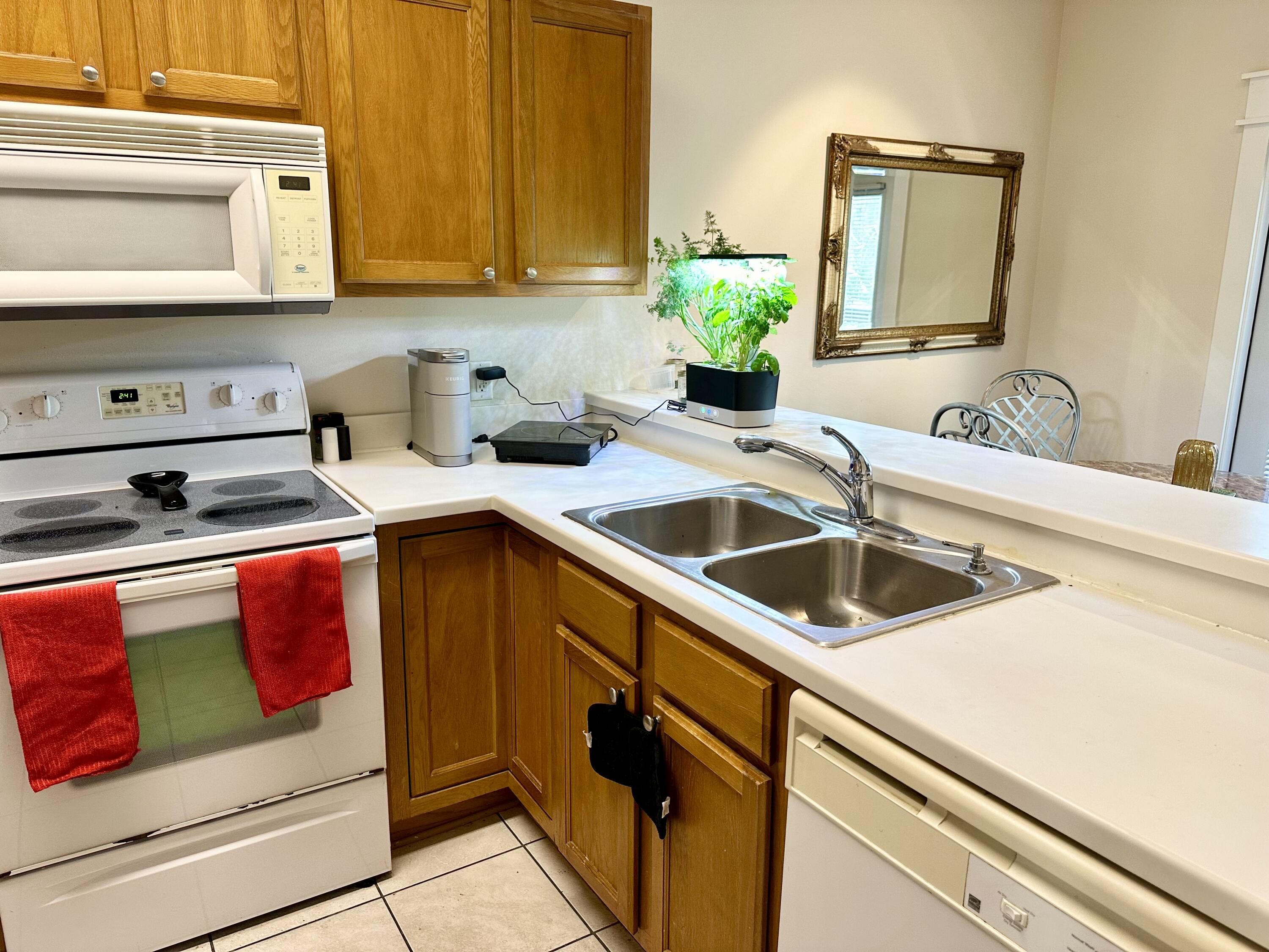 732 E Mack Bayou Drive APT 2