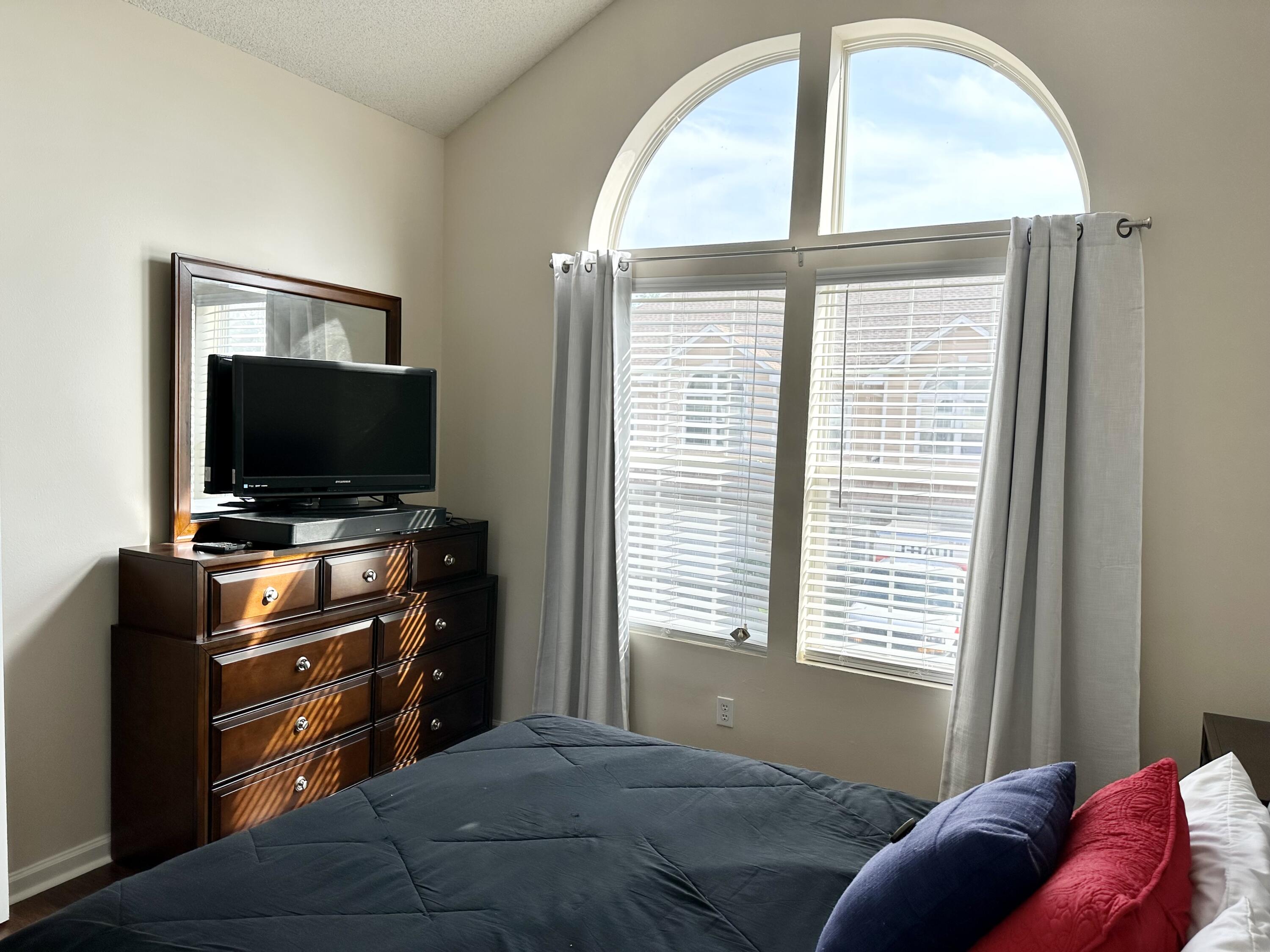 732 E Mack Bayou Drive APT 2