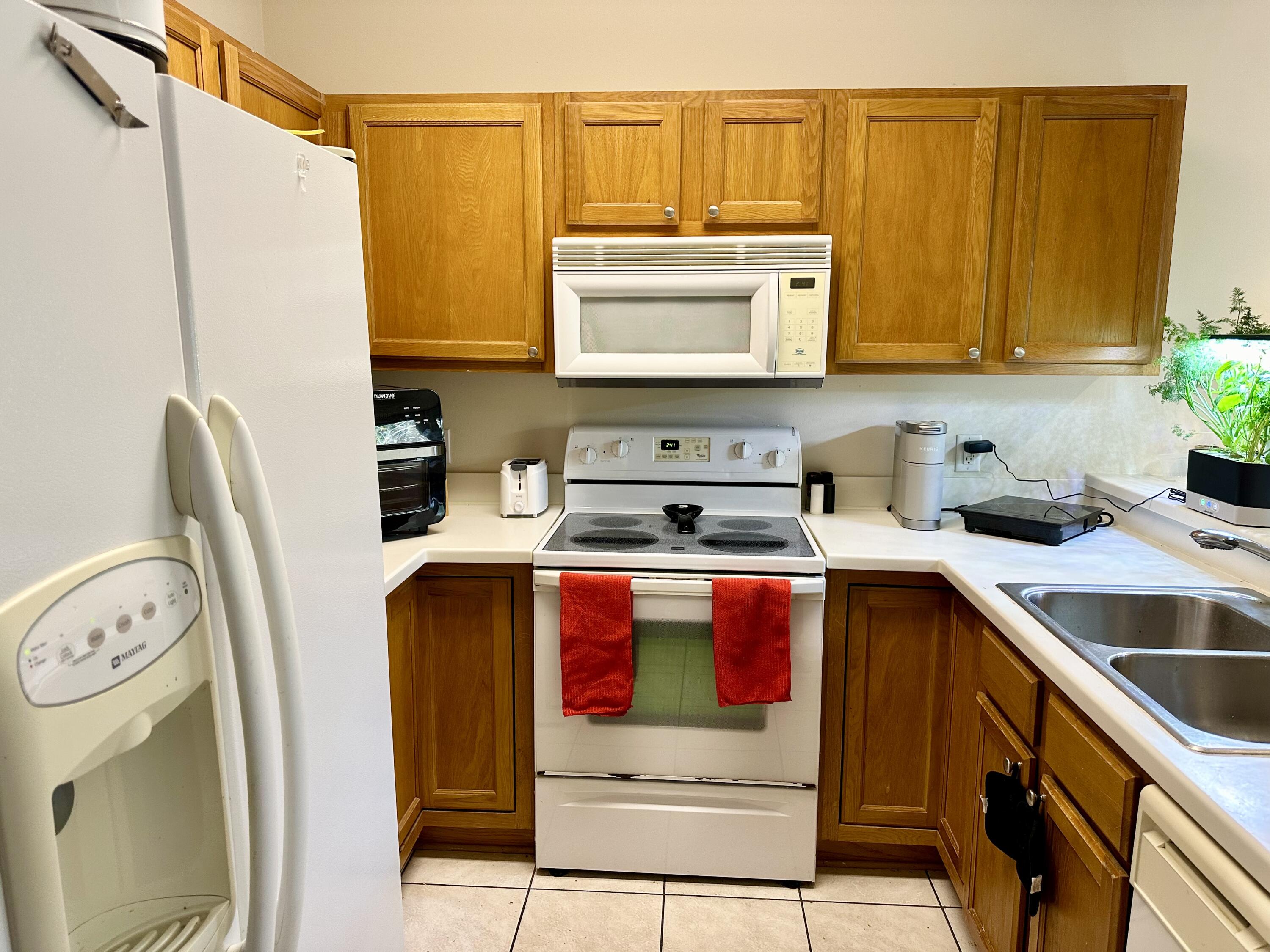 732 E Mack Bayou Drive APT 2