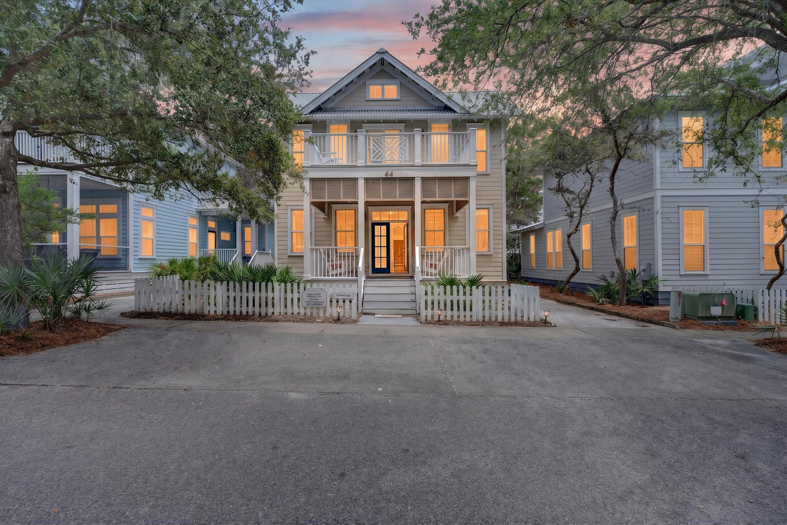 44 N Ryan Street