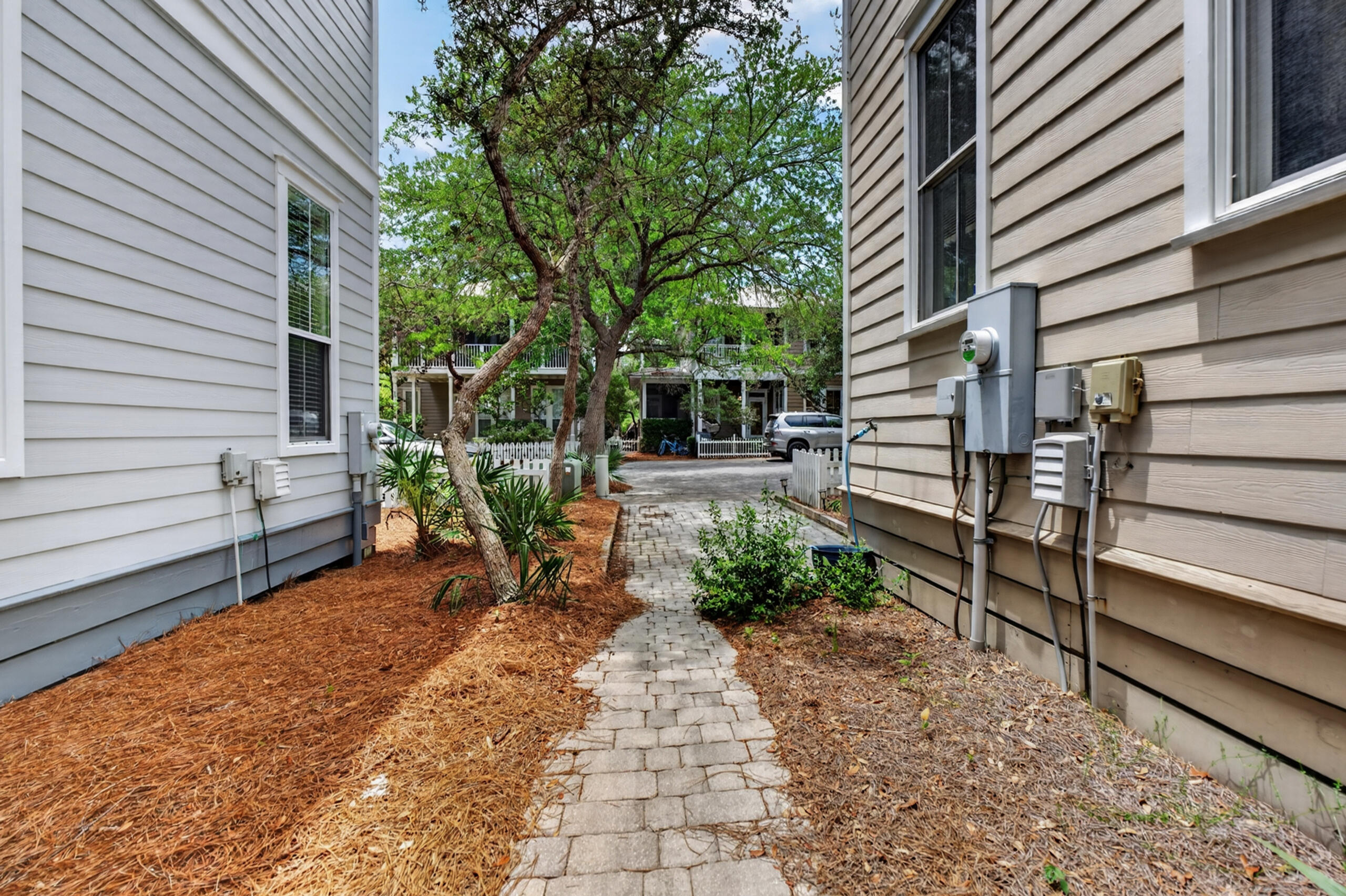 44 N Ryan Street