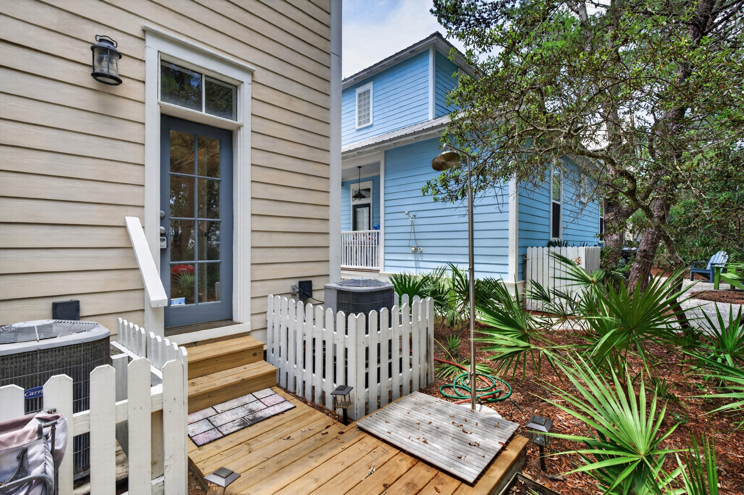 44 N Ryan Street