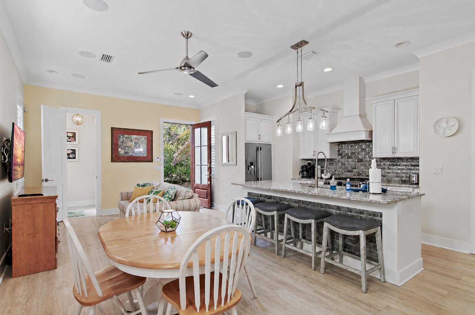 4702 Seastar Vista