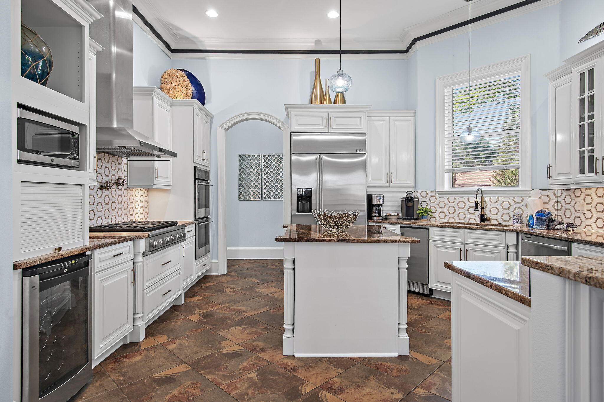 4702 Seastar Vista