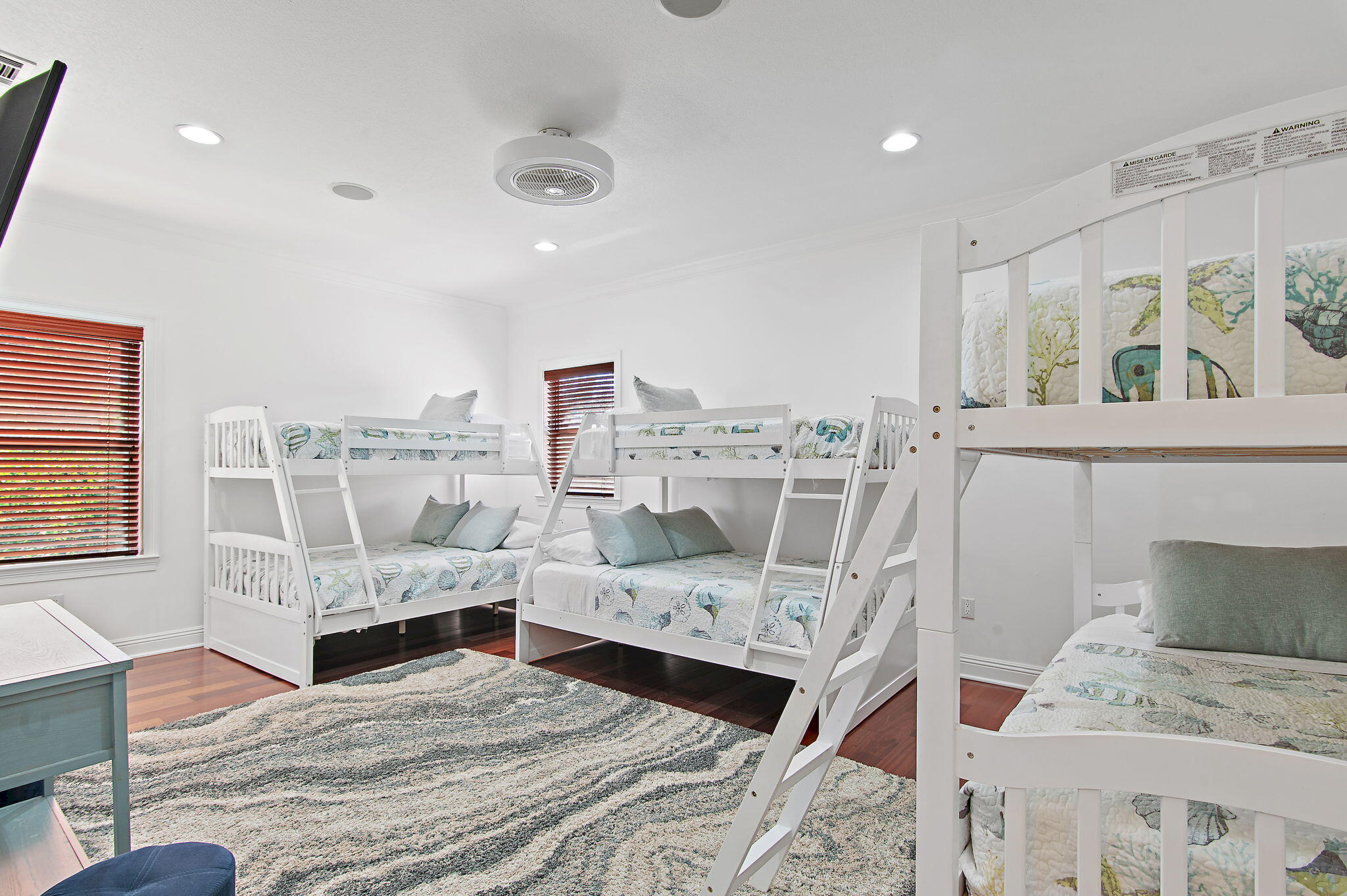 4702 Seastar Vista