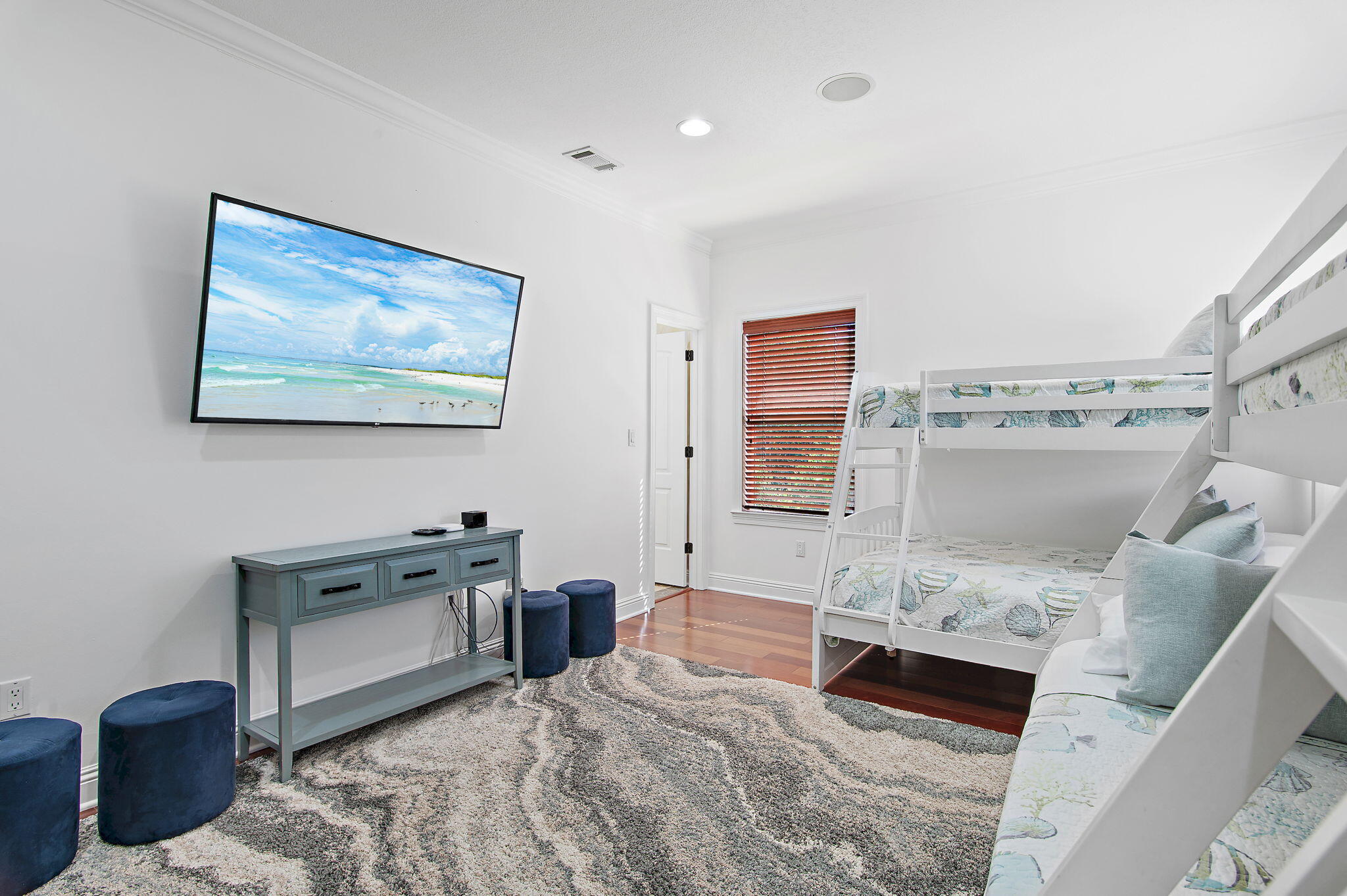 4702 Seastar Vista