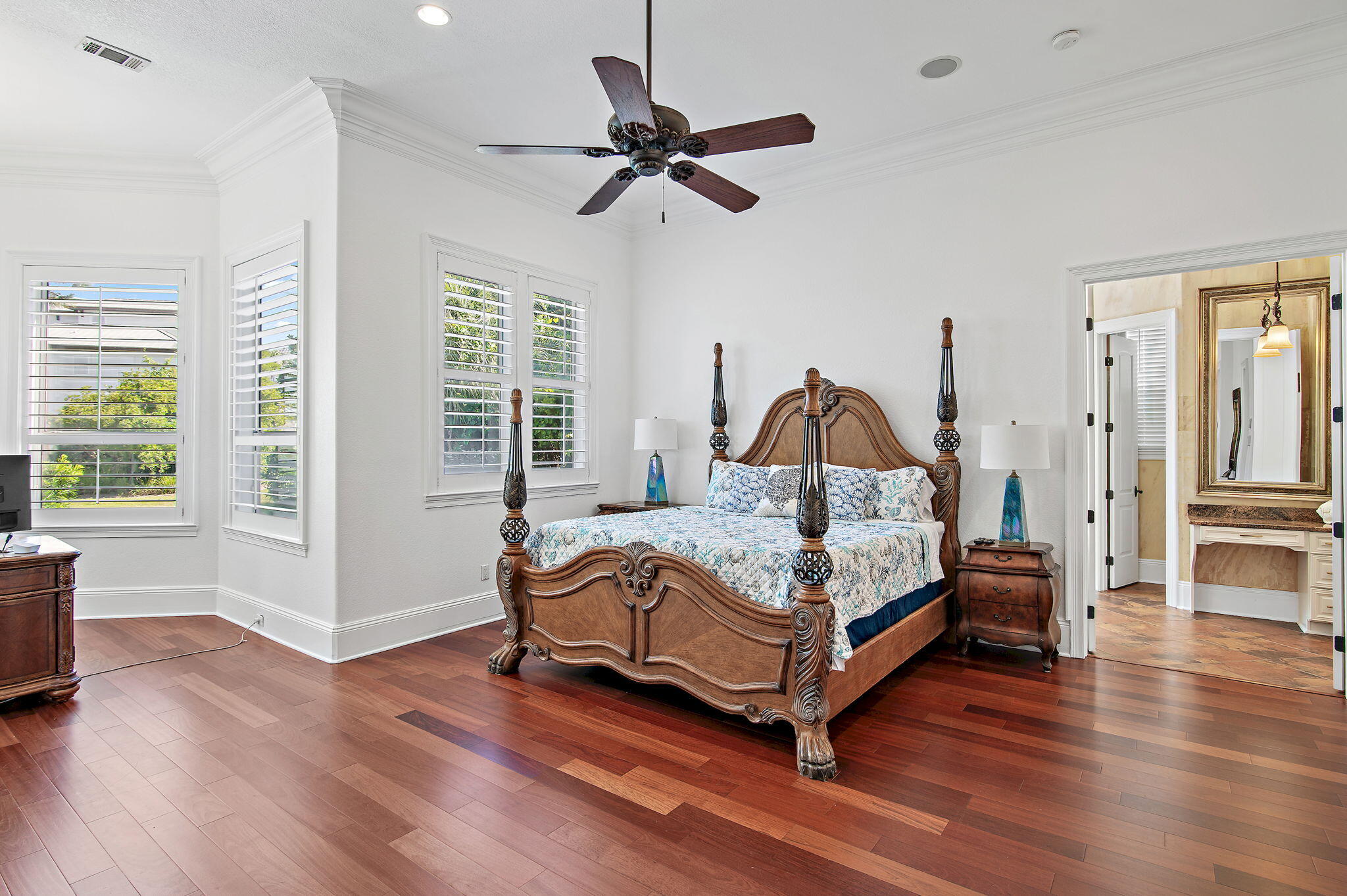 4702 Seastar Vista