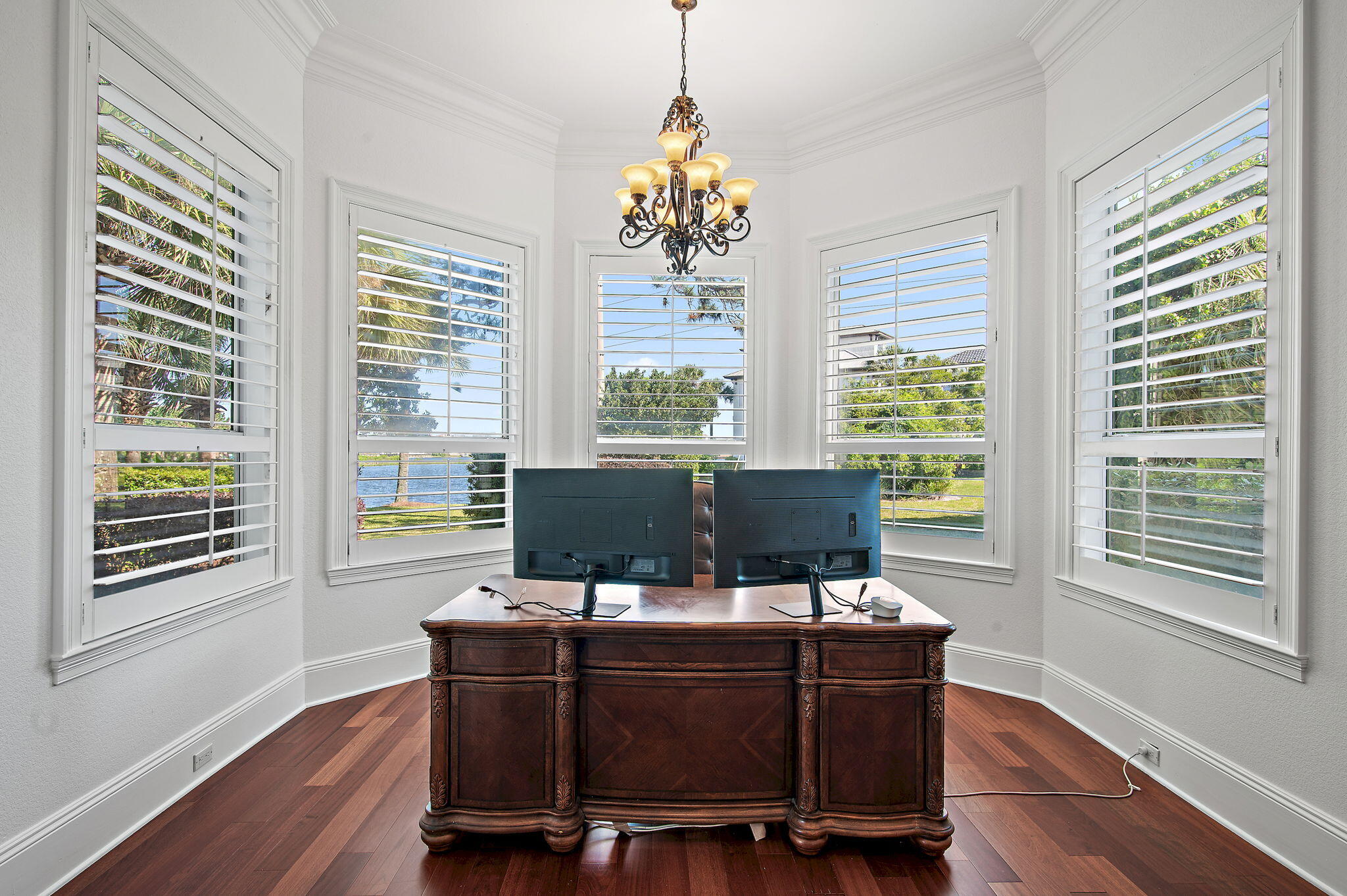 4702 Seastar Vista
