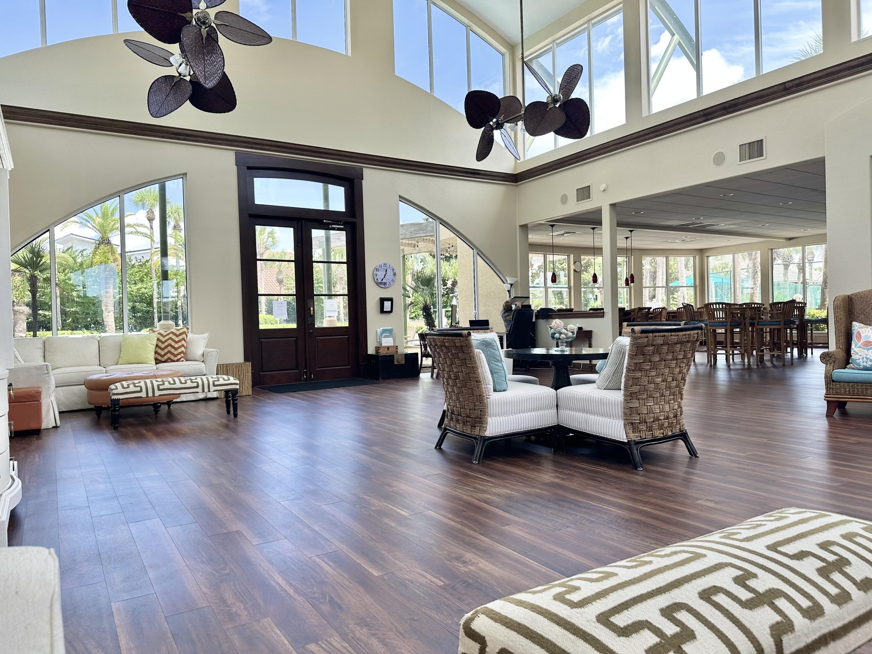 4702 Seastar Vista