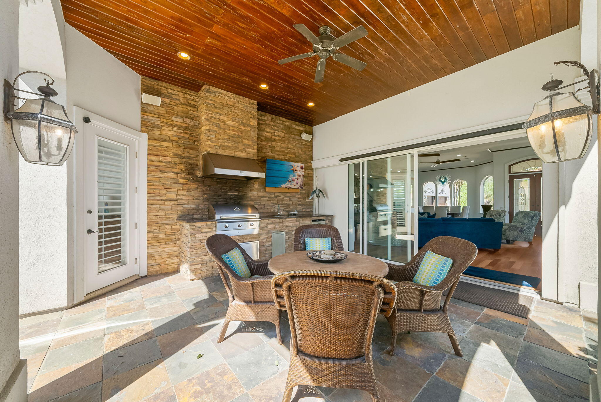 4702 Seastar Vista