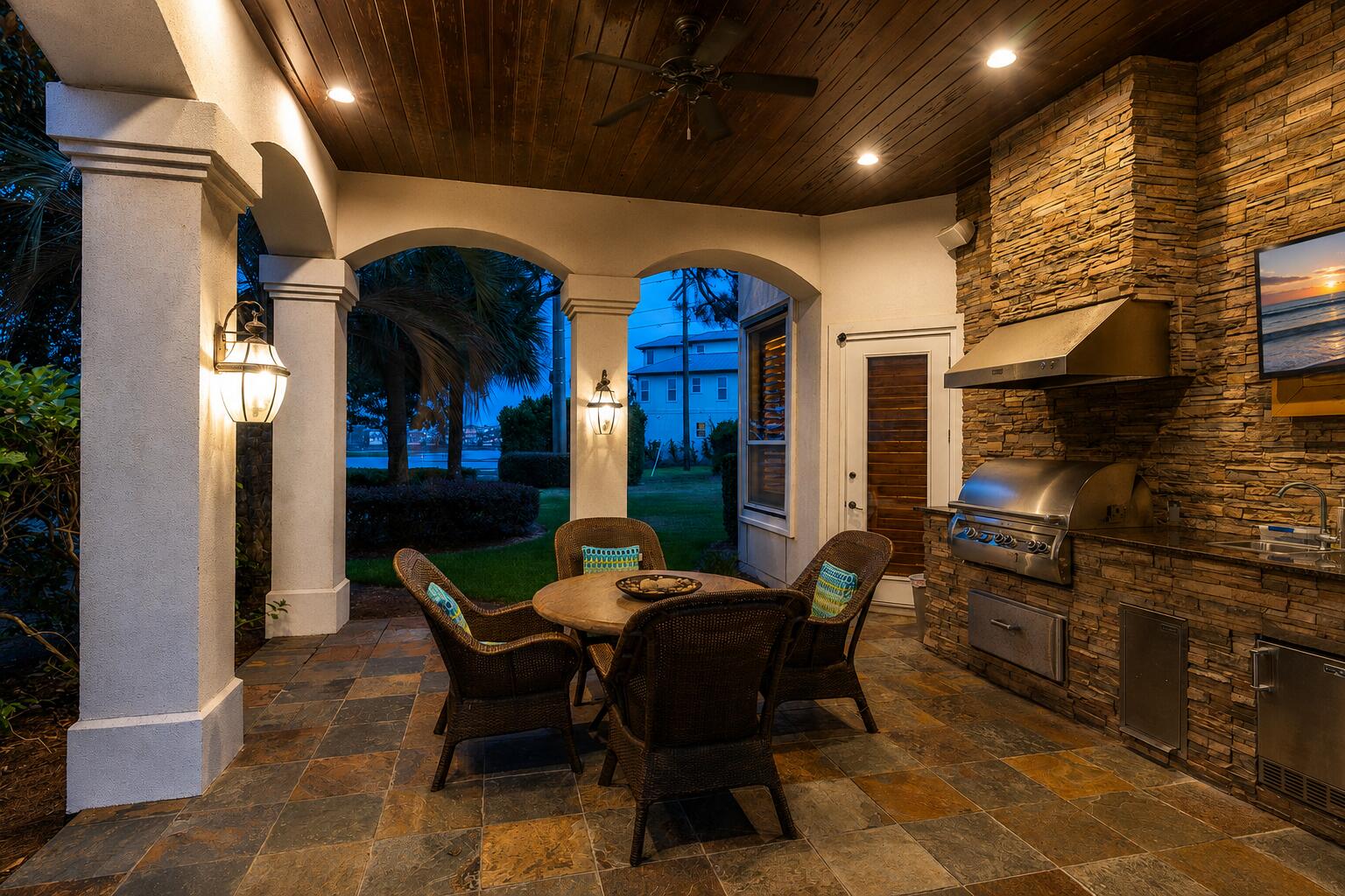 4702 Seastar Vista