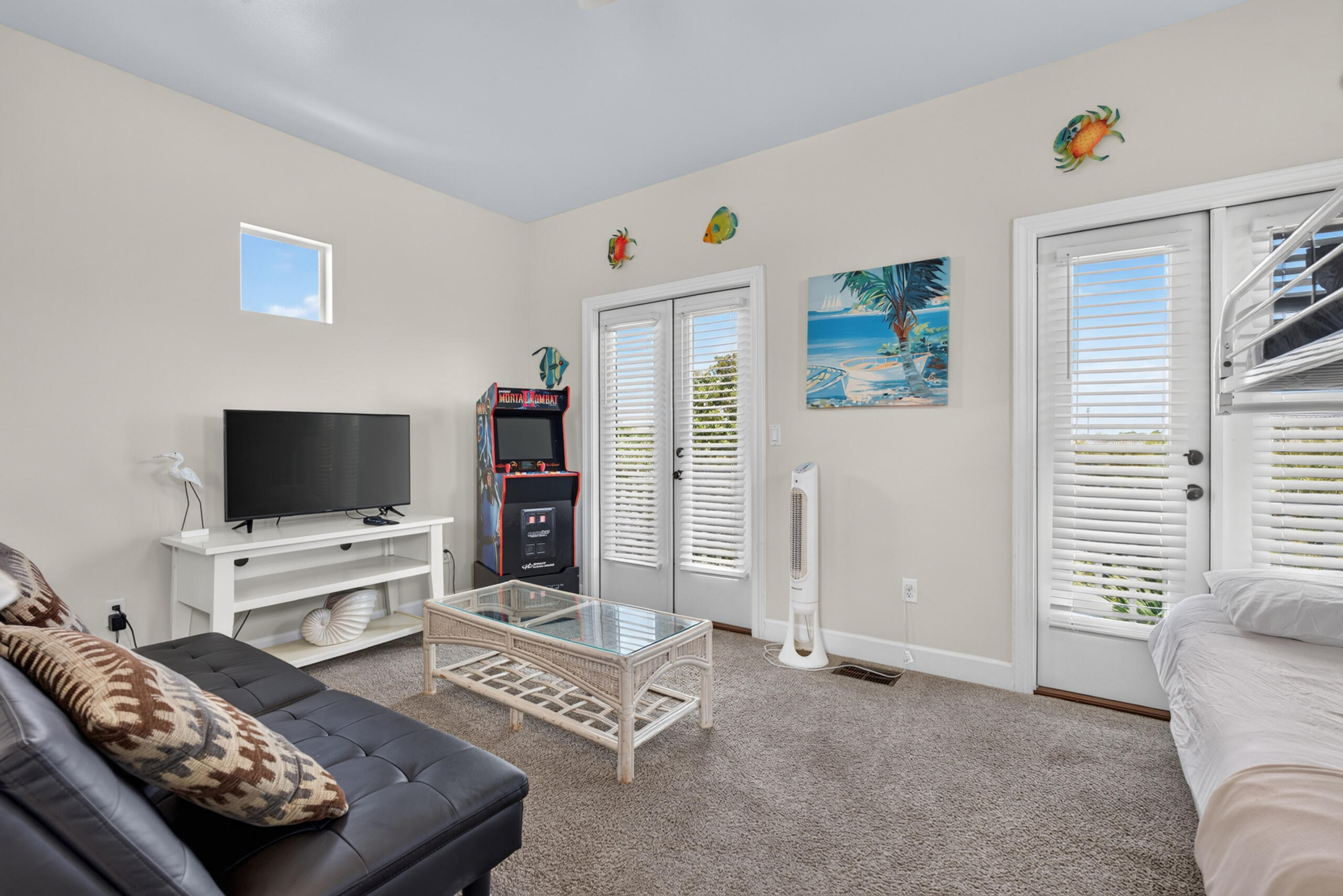 21 Garnet Cove