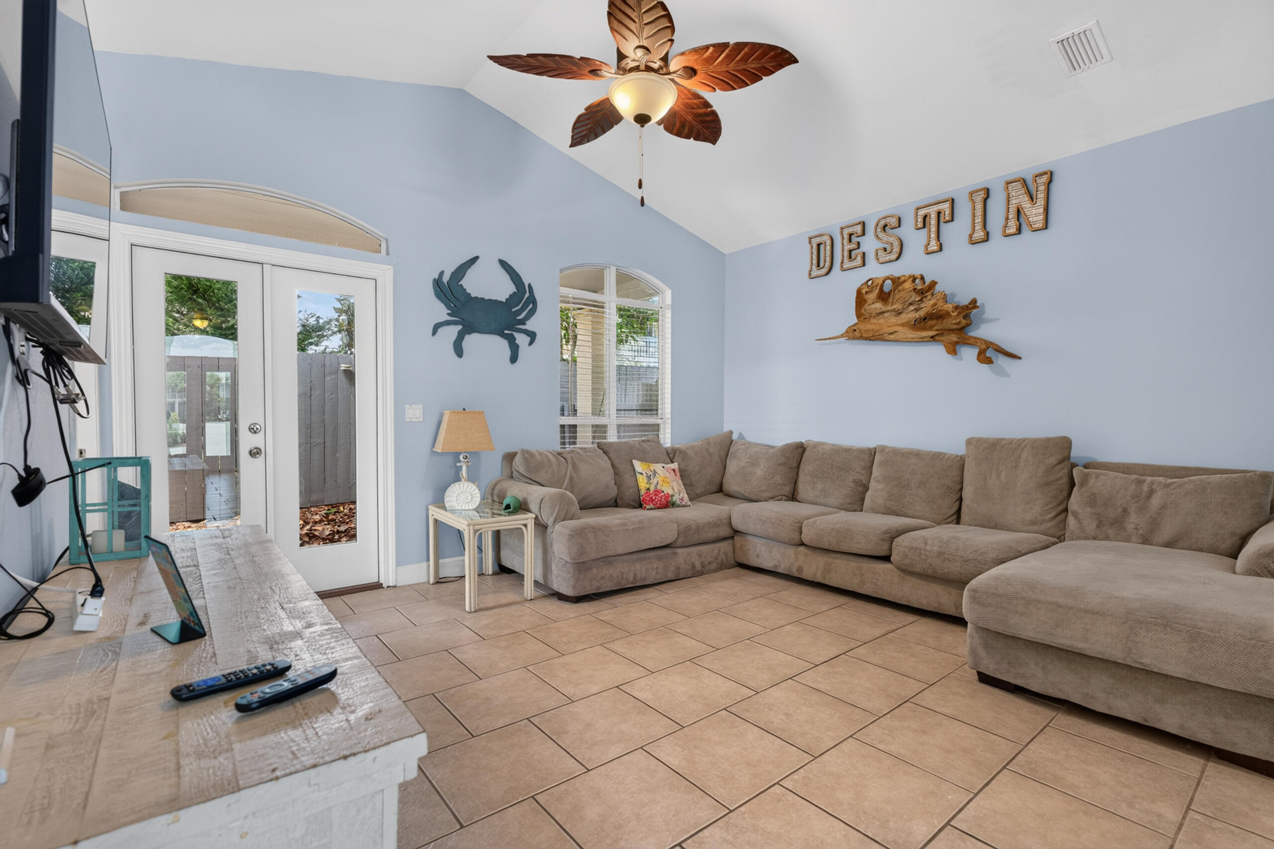21 Garnet Cove