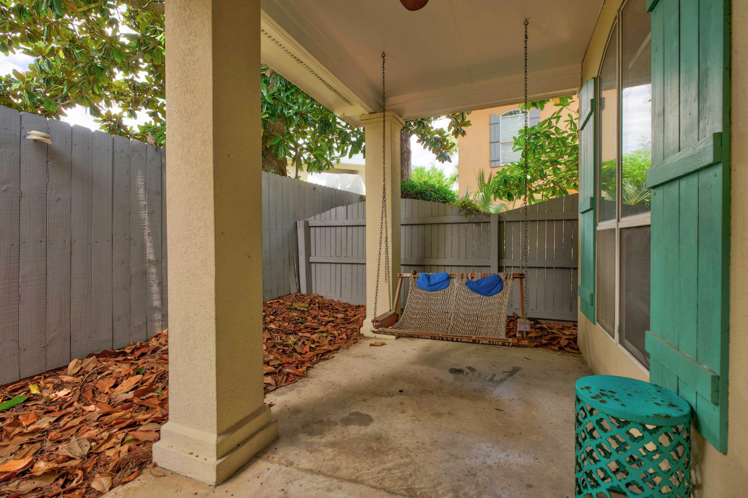 21 Garnet Cove