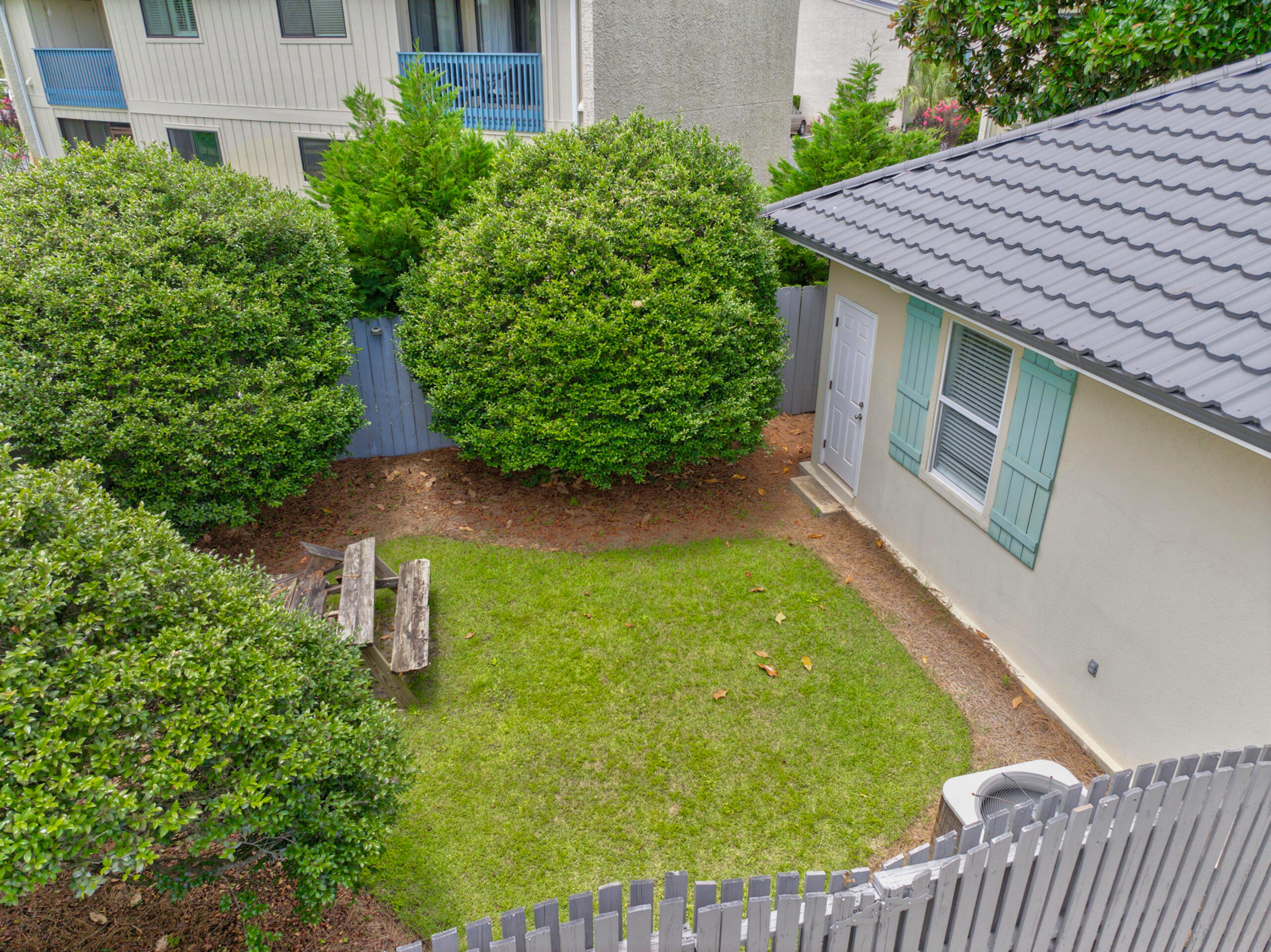 21 Garnet Cove