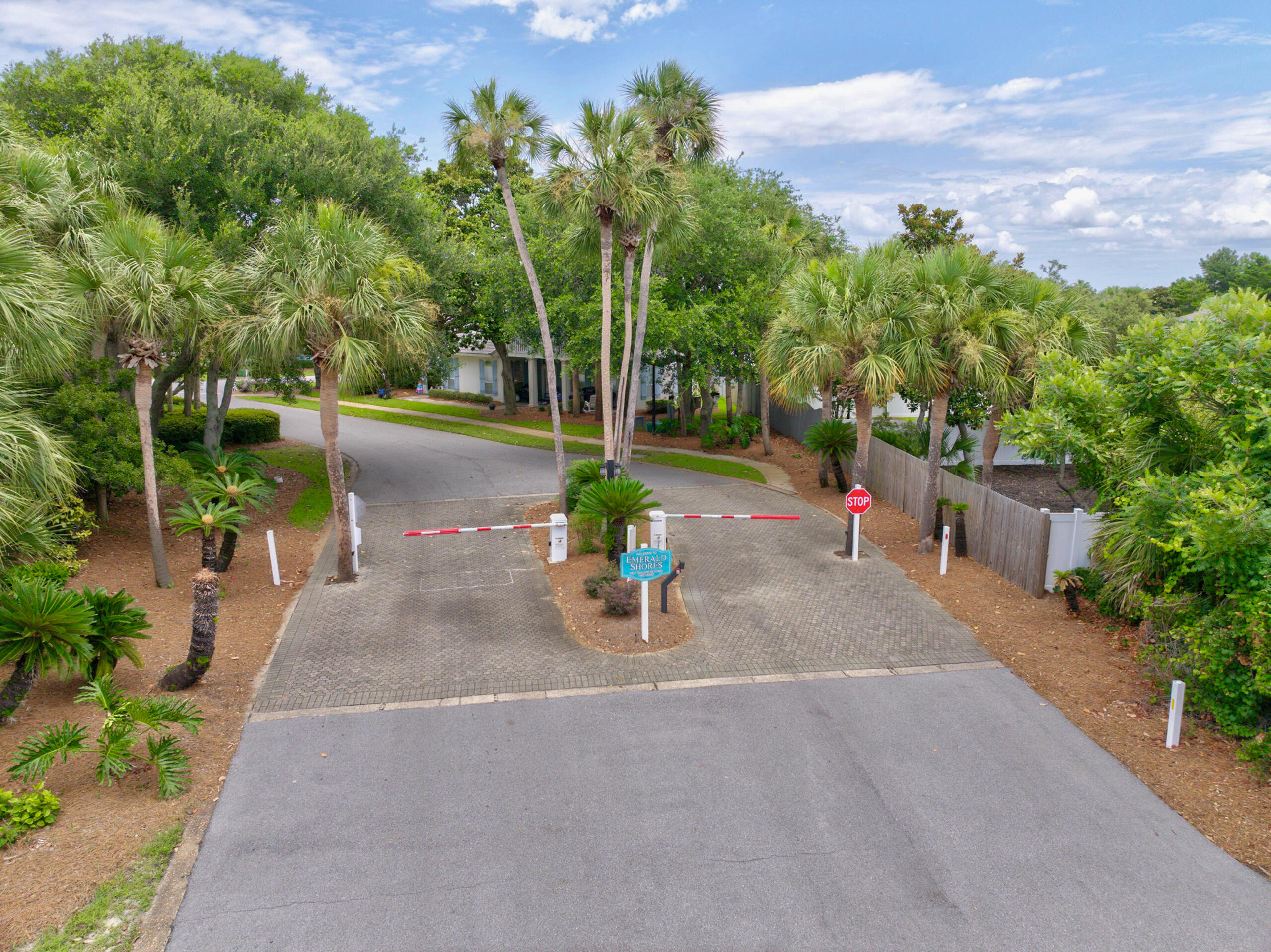 21 Garnet Cove