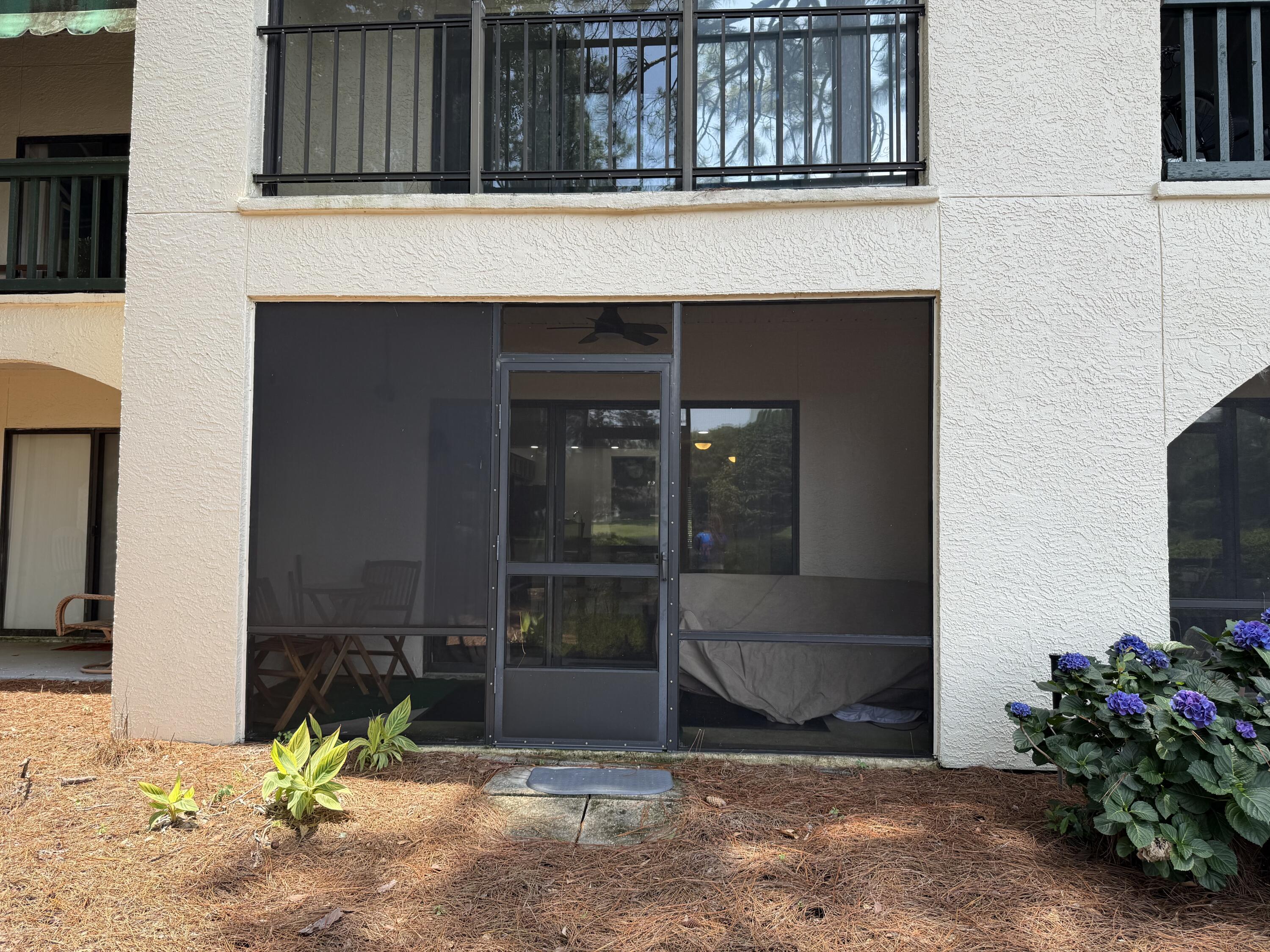 207 Southlake Court 207