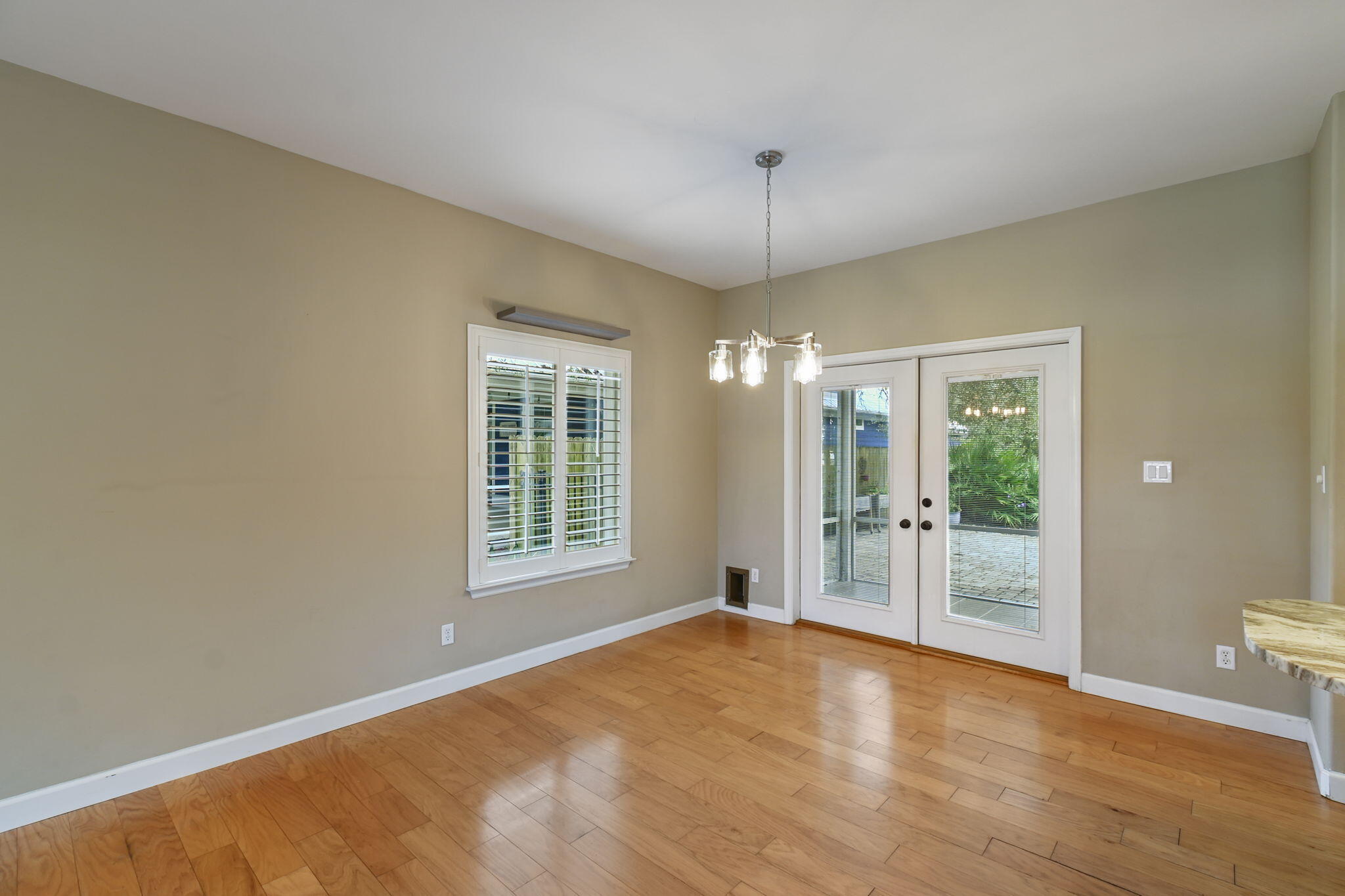543 Shelter Cove Drive