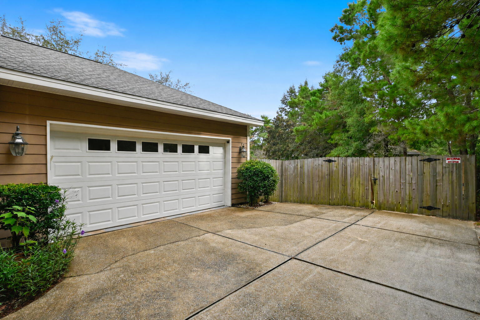 543 Shelter Cove Drive